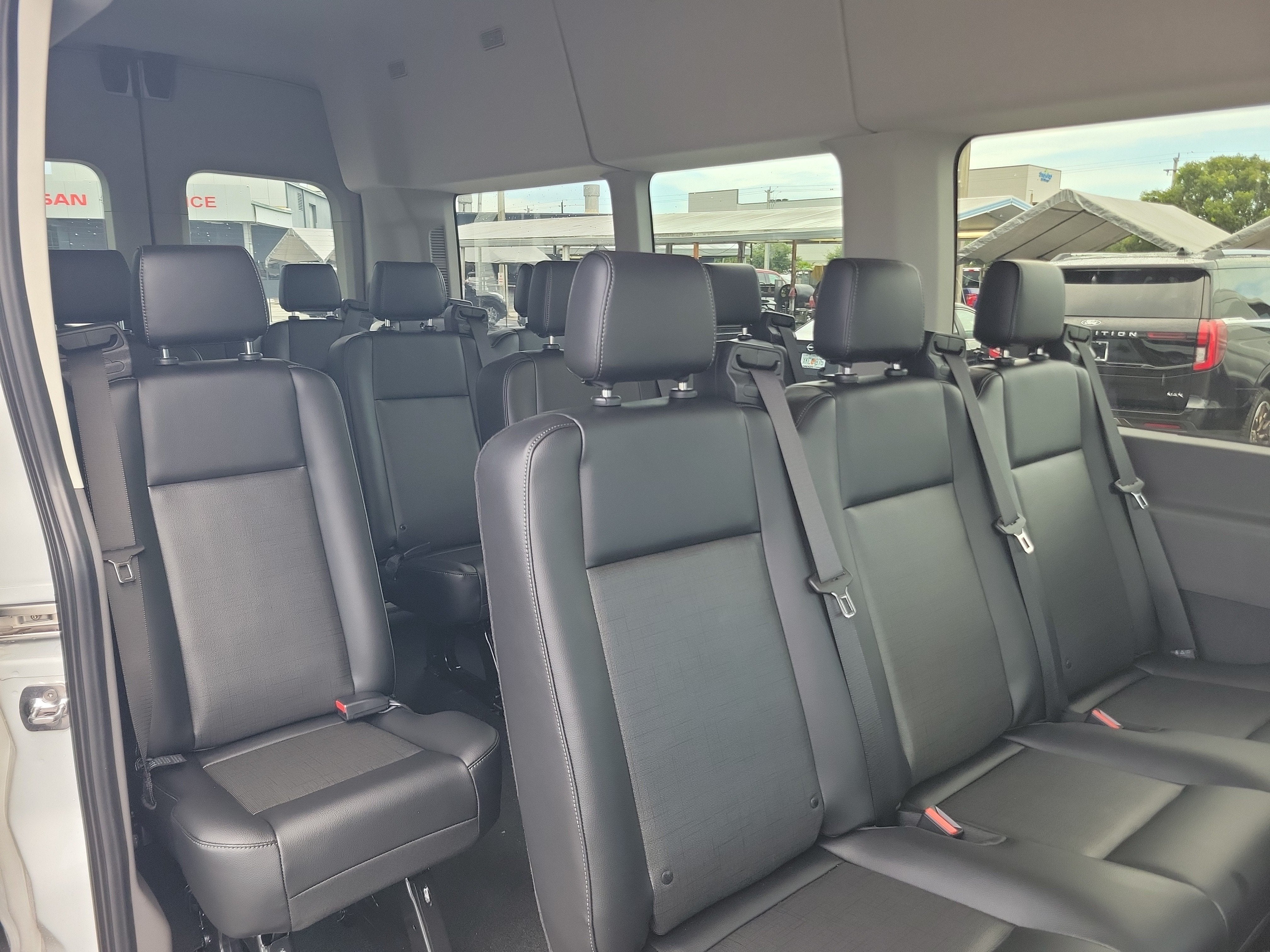 2026 Ford Transit Passenger Wagon XL