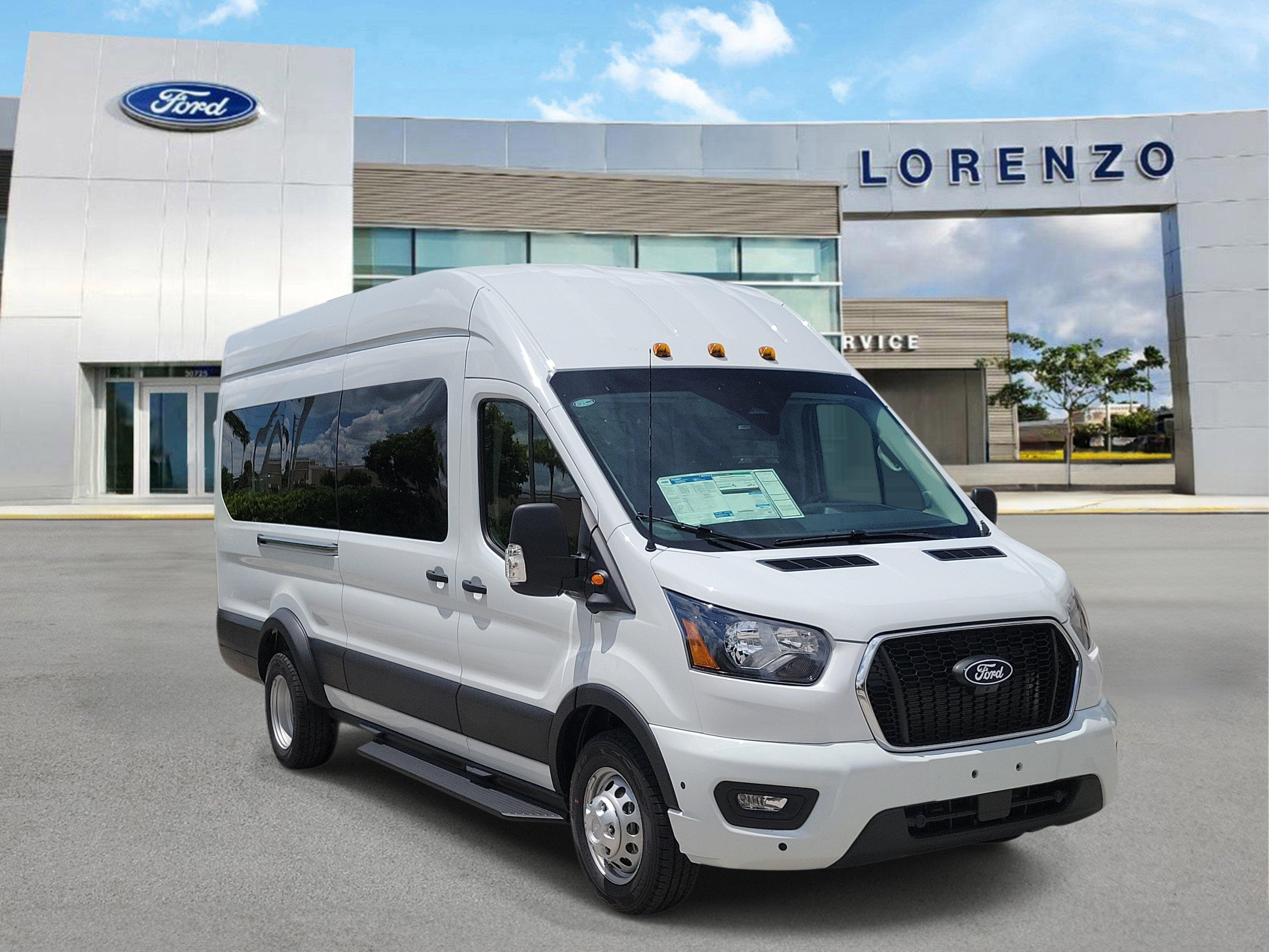 2026 Ford Transit Passenger Wagon Passenger Van XL
