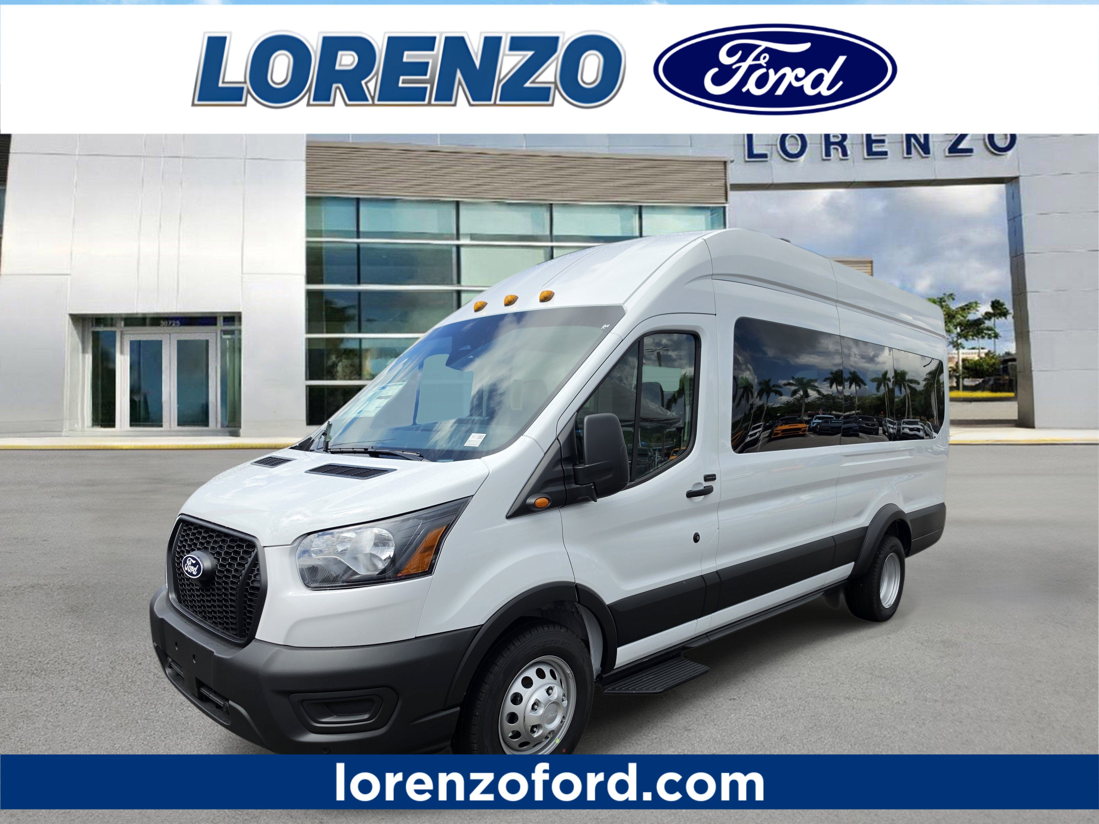 2027 Ford Transit Passenger Wagon XL