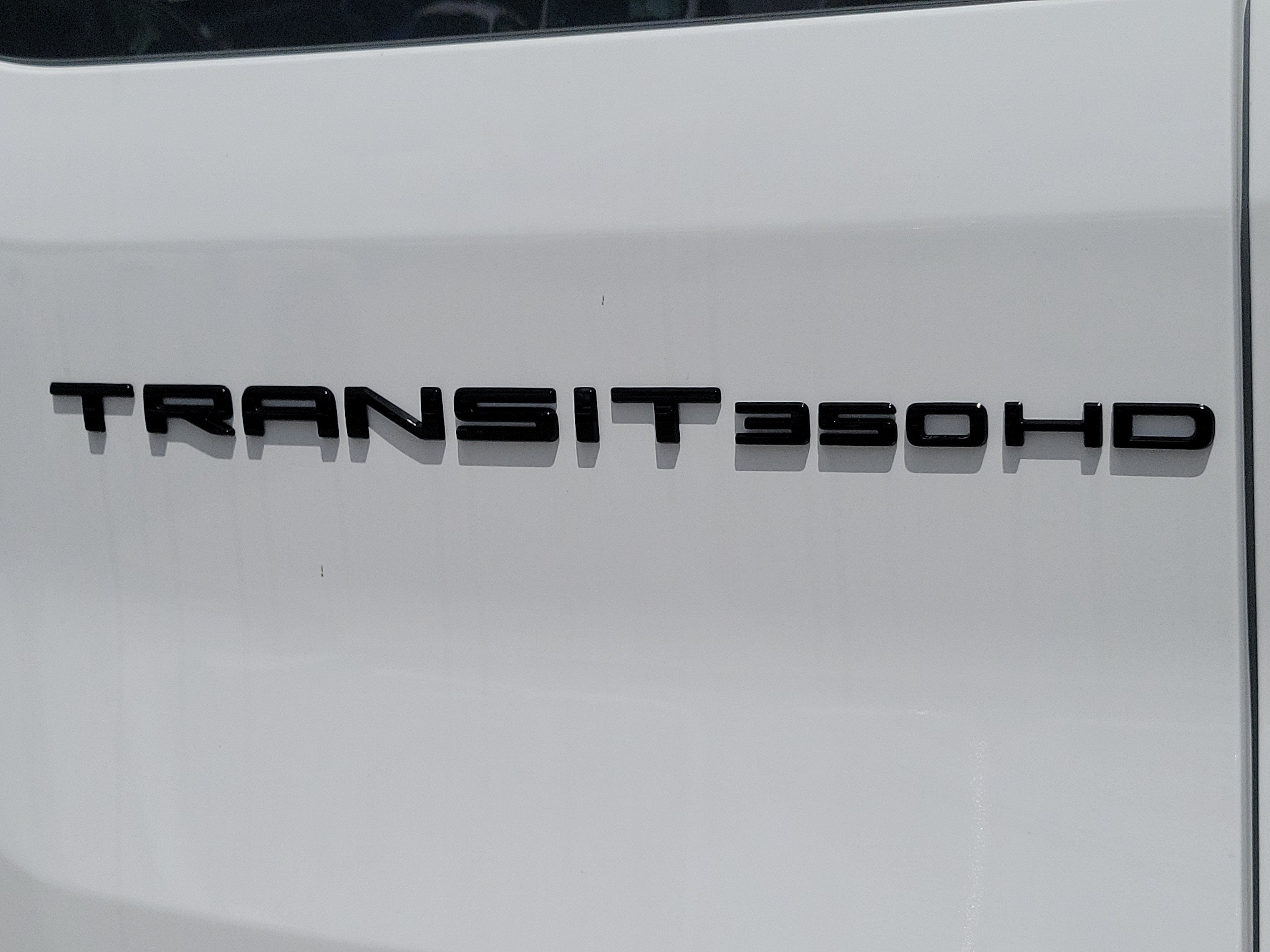 2026 Ford Transit Passenger Wagon XL