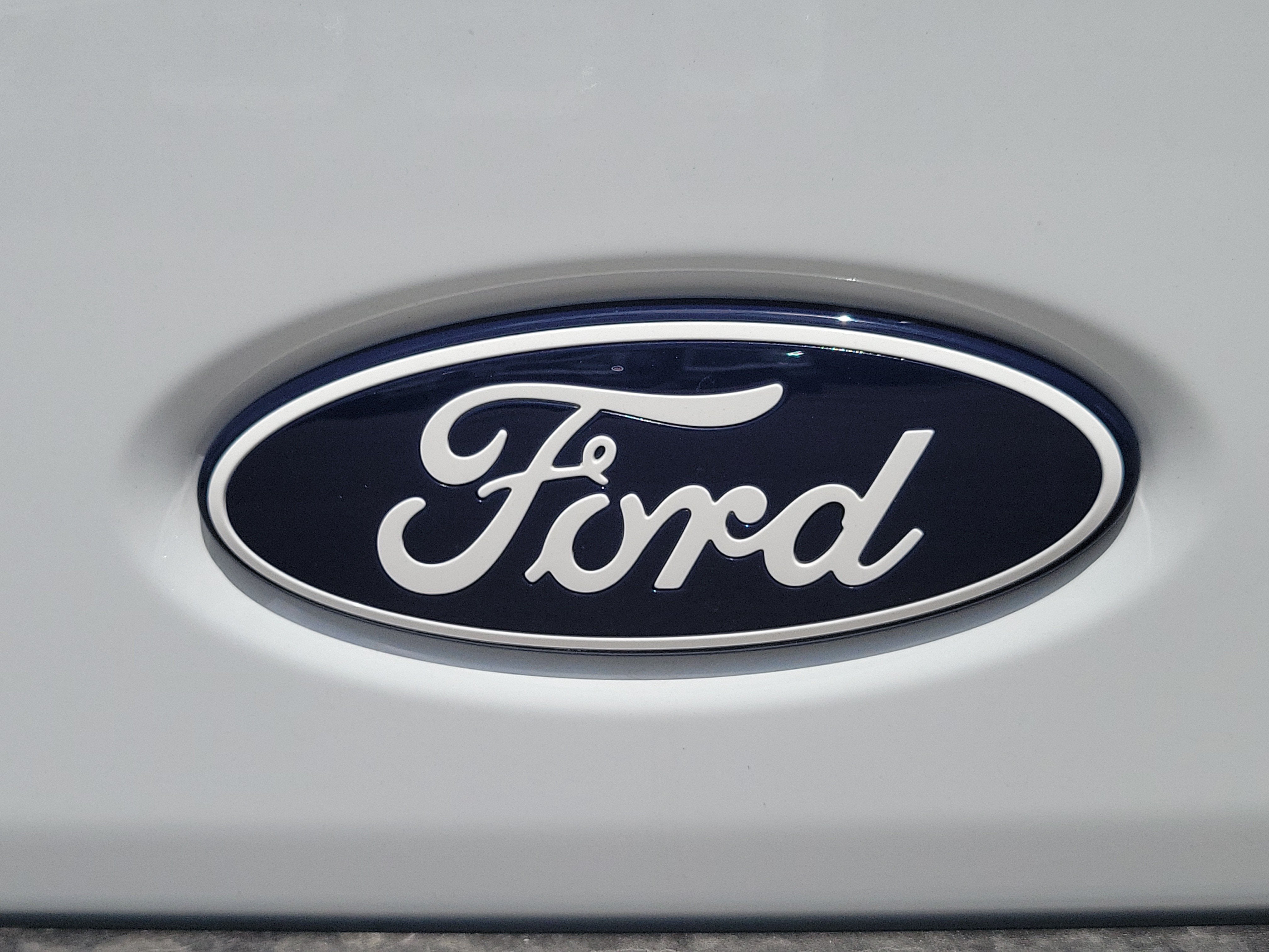 2026 Ford Transit Passenger Wagon XL