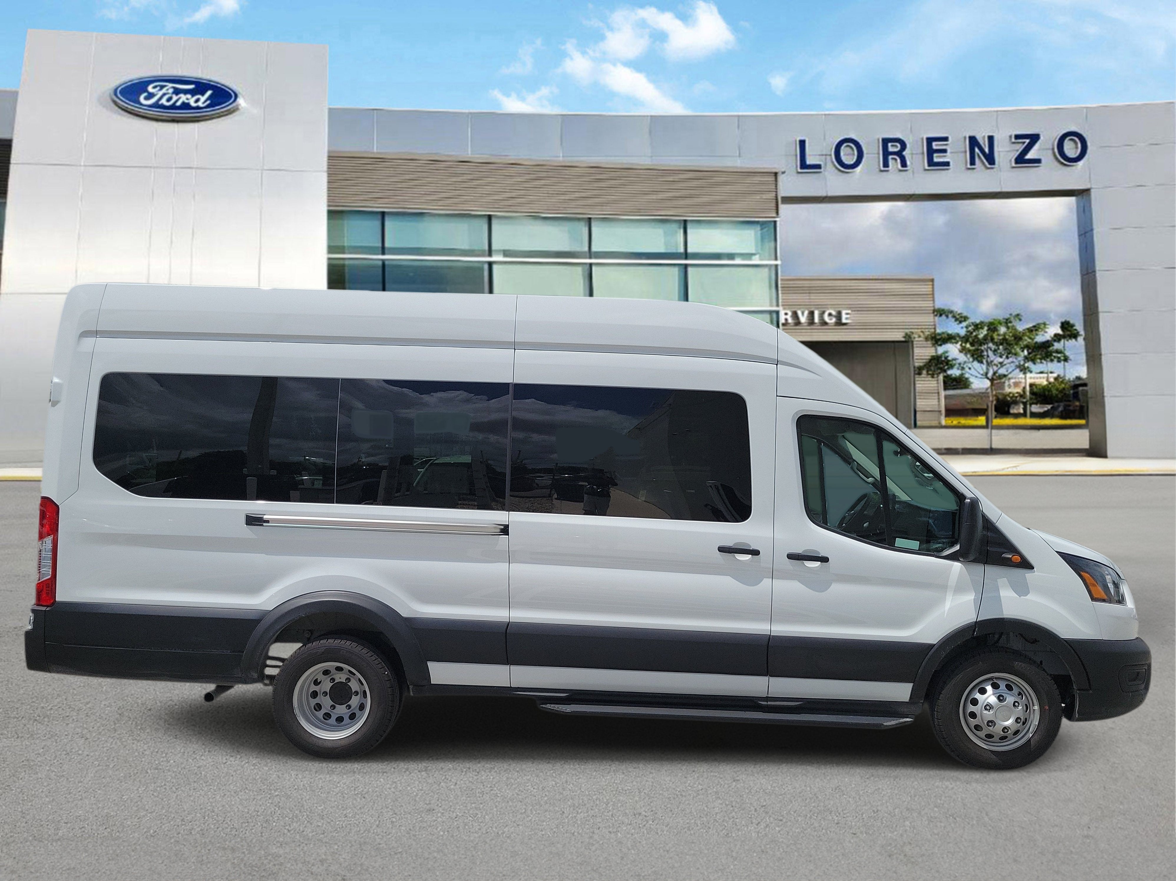 2026 Ford Transit Passenger Wagon XL