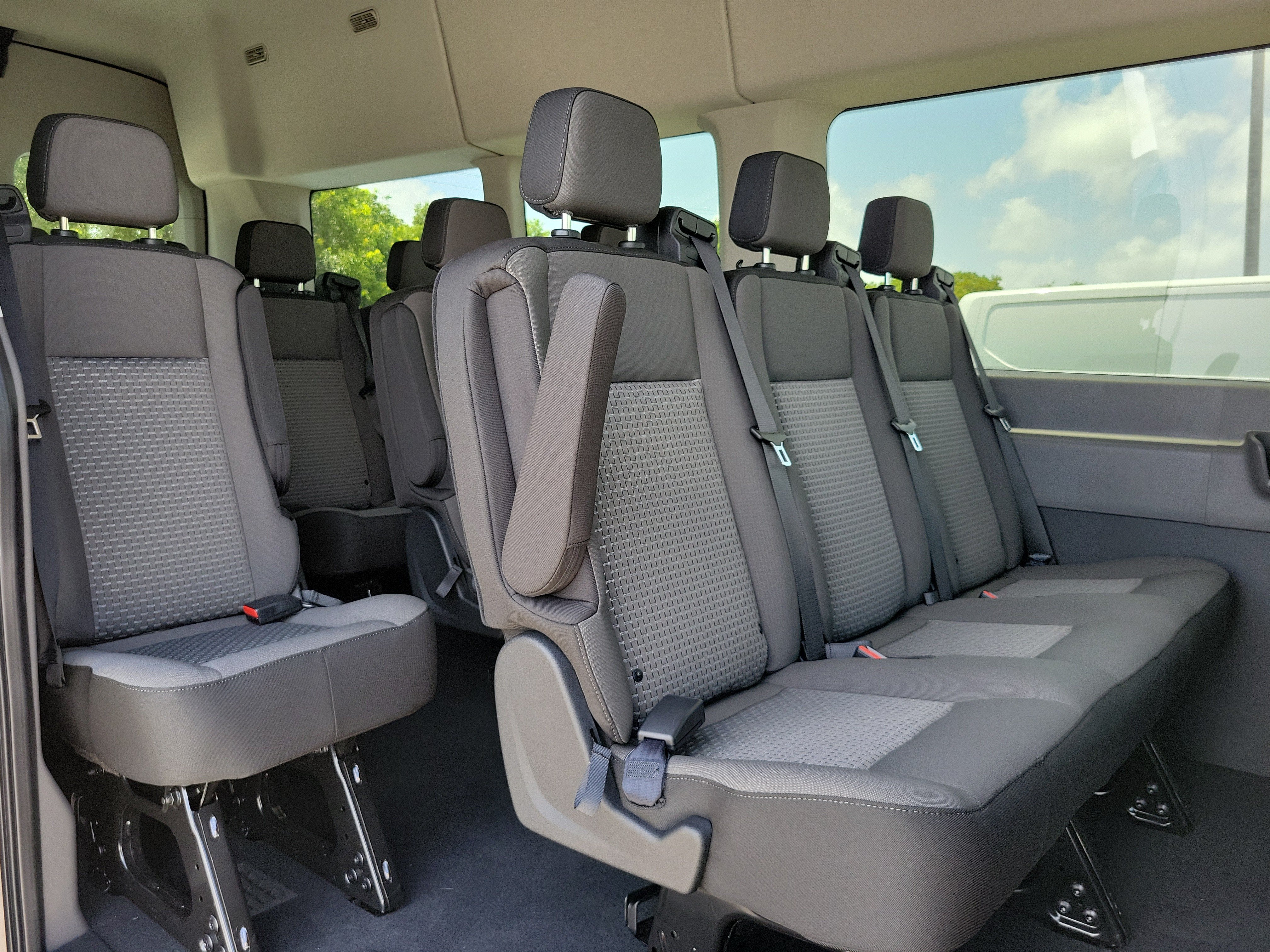 2026 Ford Transit Passenger Wagon XLT