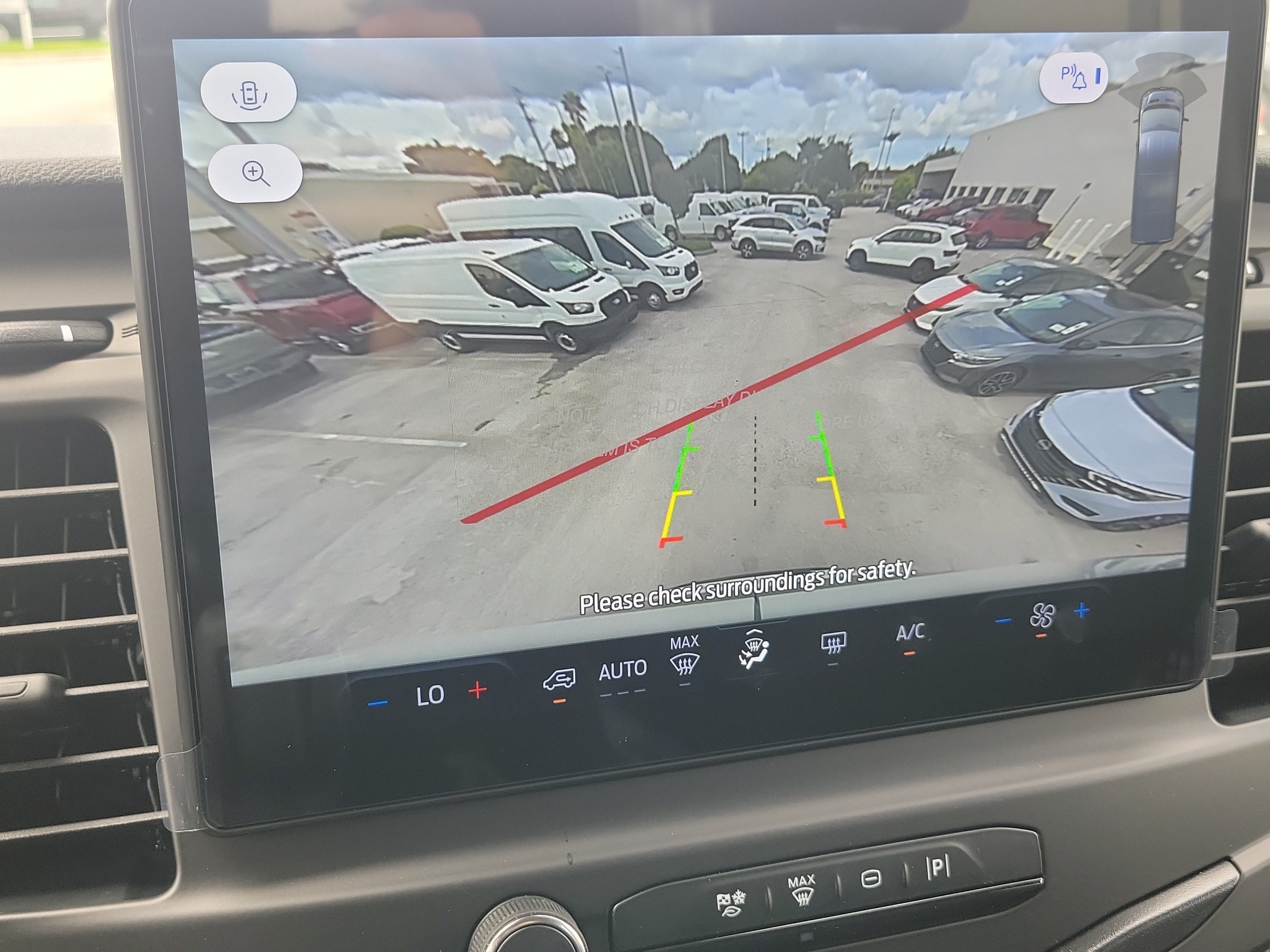 2026 Ford Transit Passenger Wagon XL