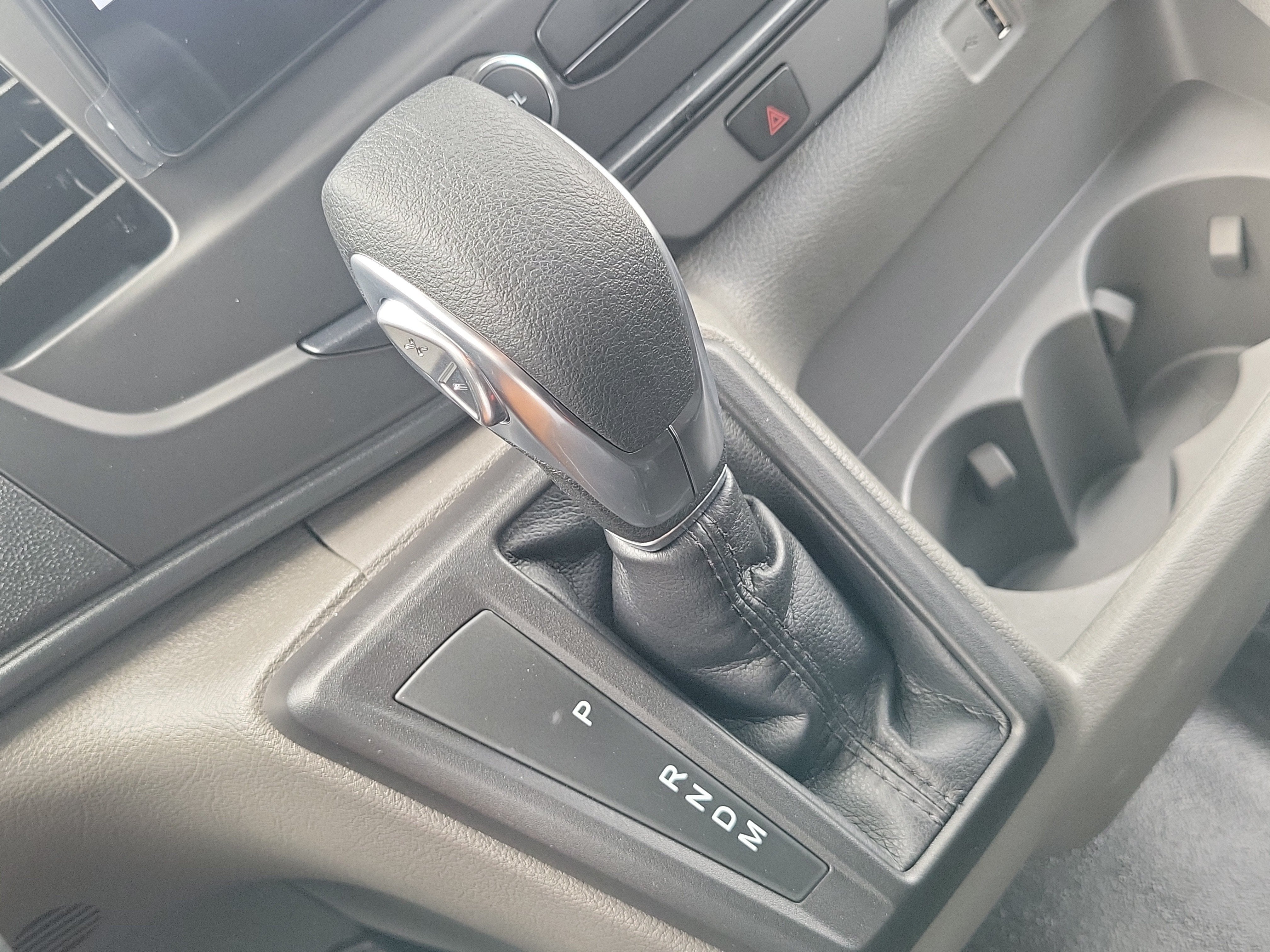 2026 Ford Transit Passenger Wagon XL