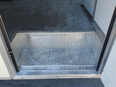 2022 Ford E-Series Cutaway Base