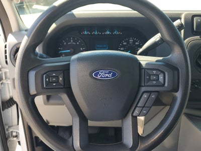 2022 Ford E-Series Cutaway Base