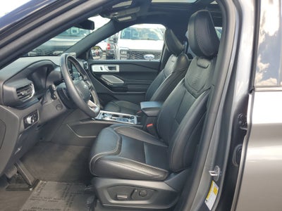 2023 Ford Explorer ST 4WD
