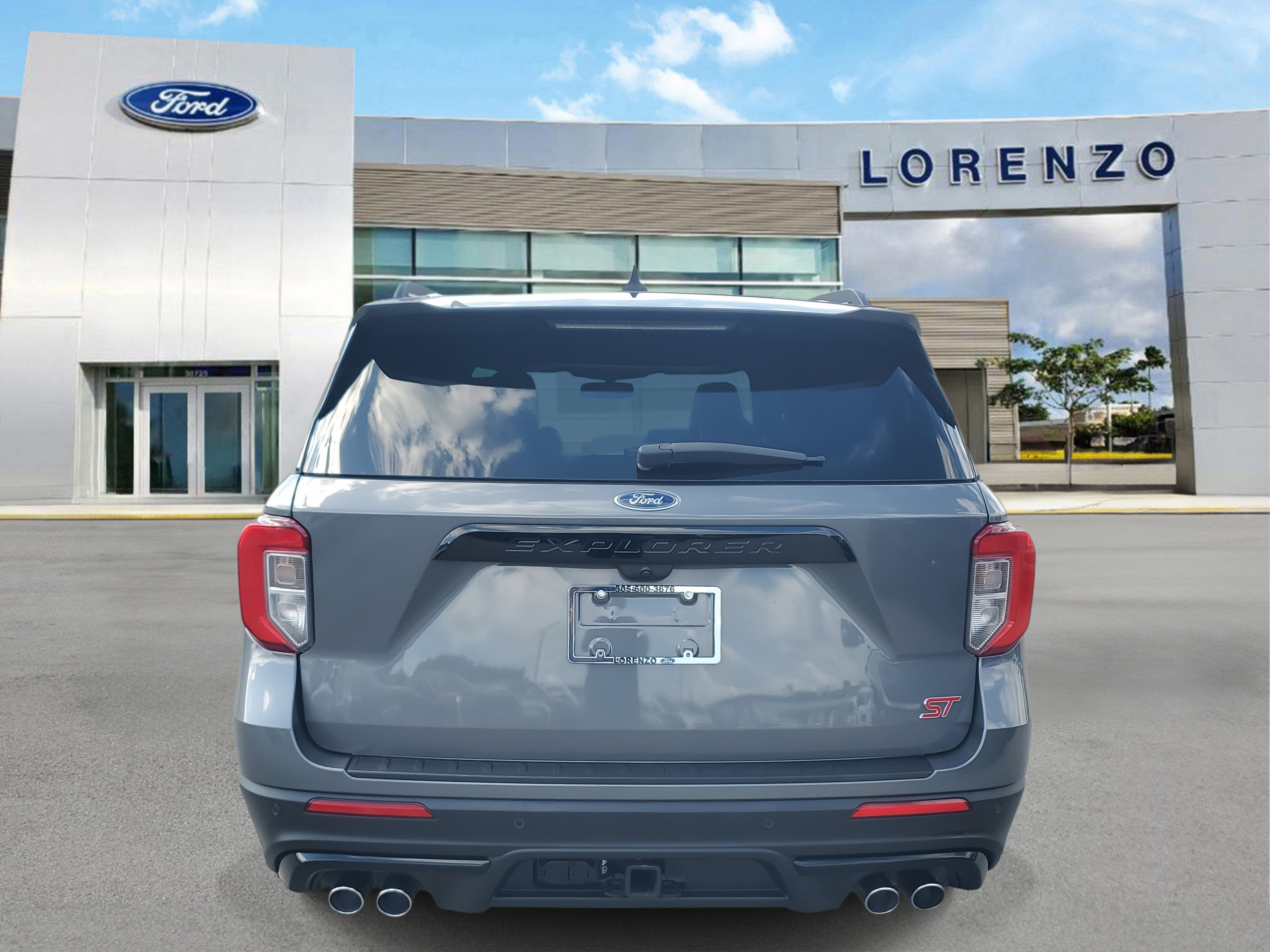 2023 Ford Explorer ST 4WD