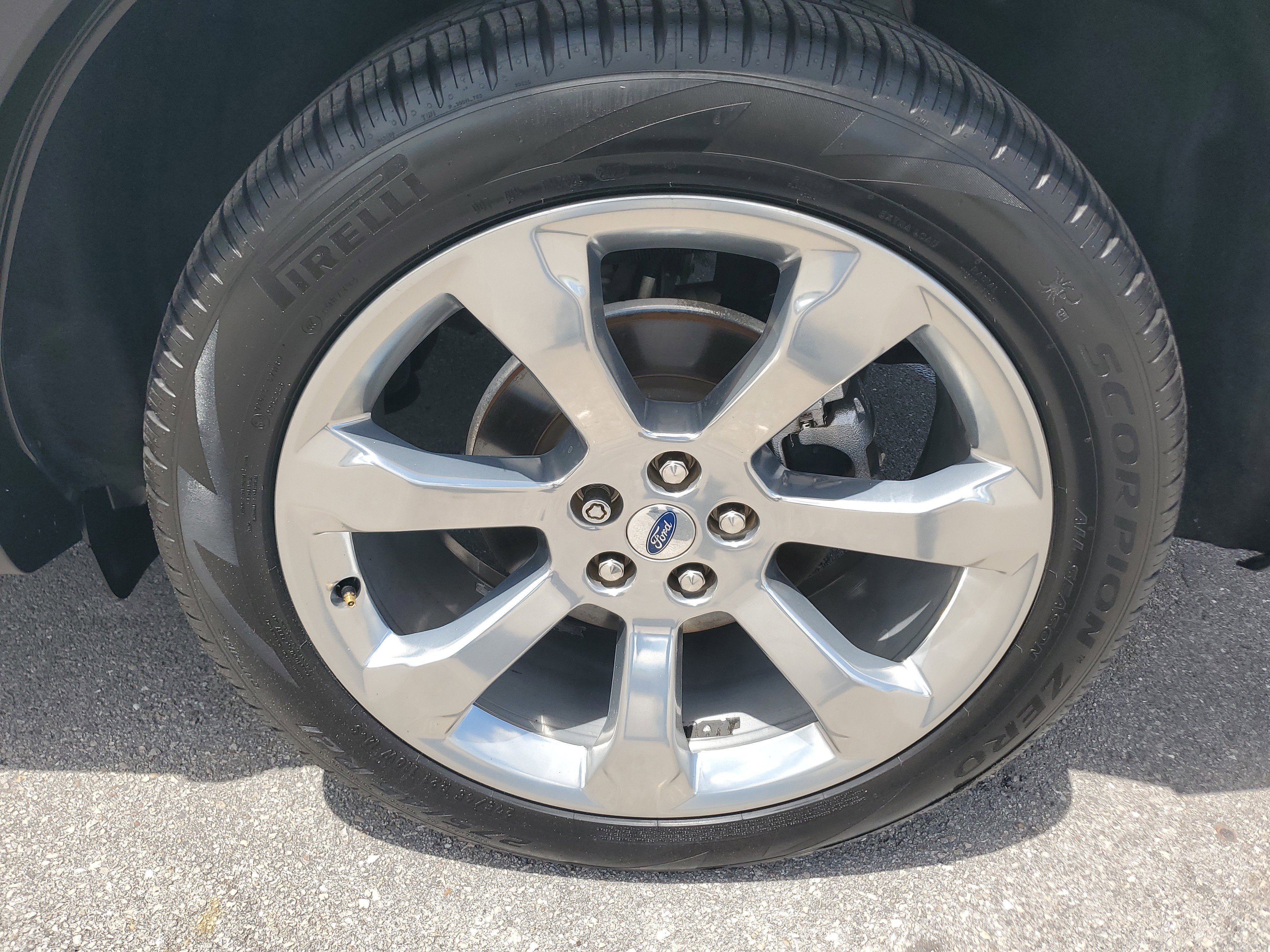 2020 Ford Explorer Platinum 4WD