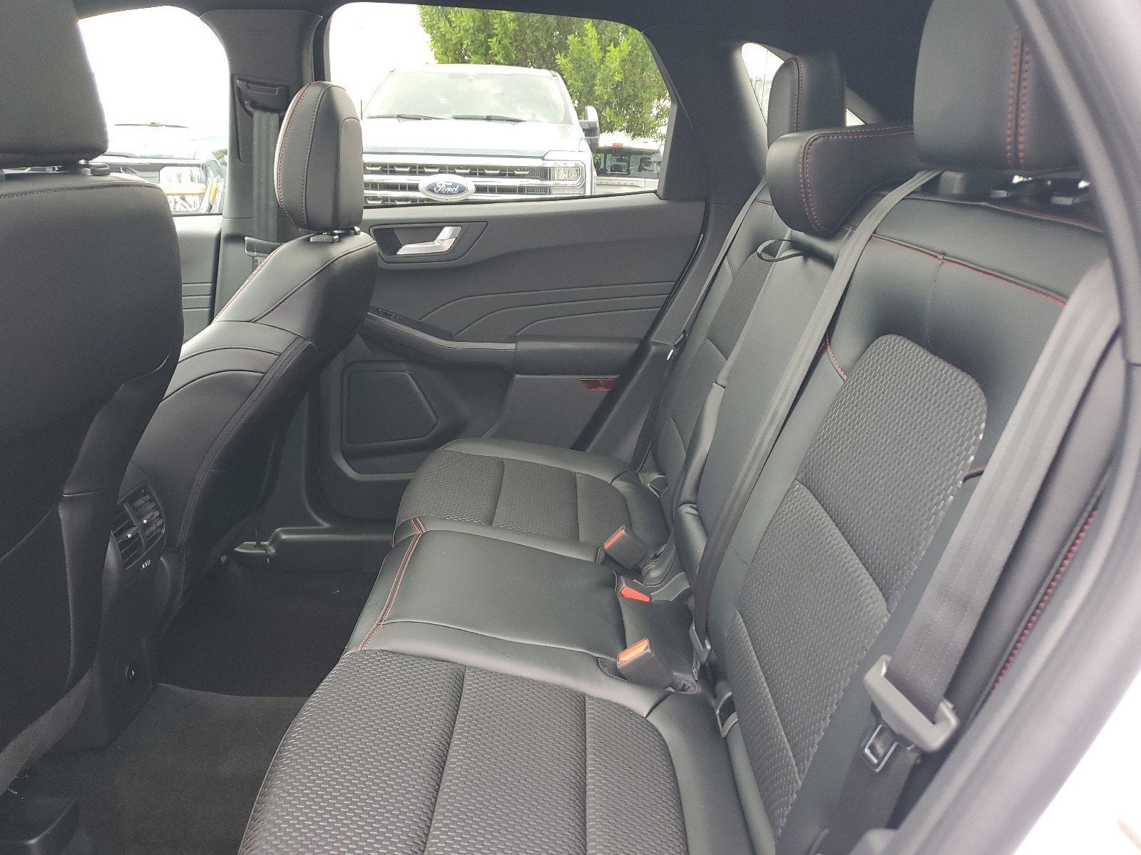 2024 Ford Escape ST-Line Select