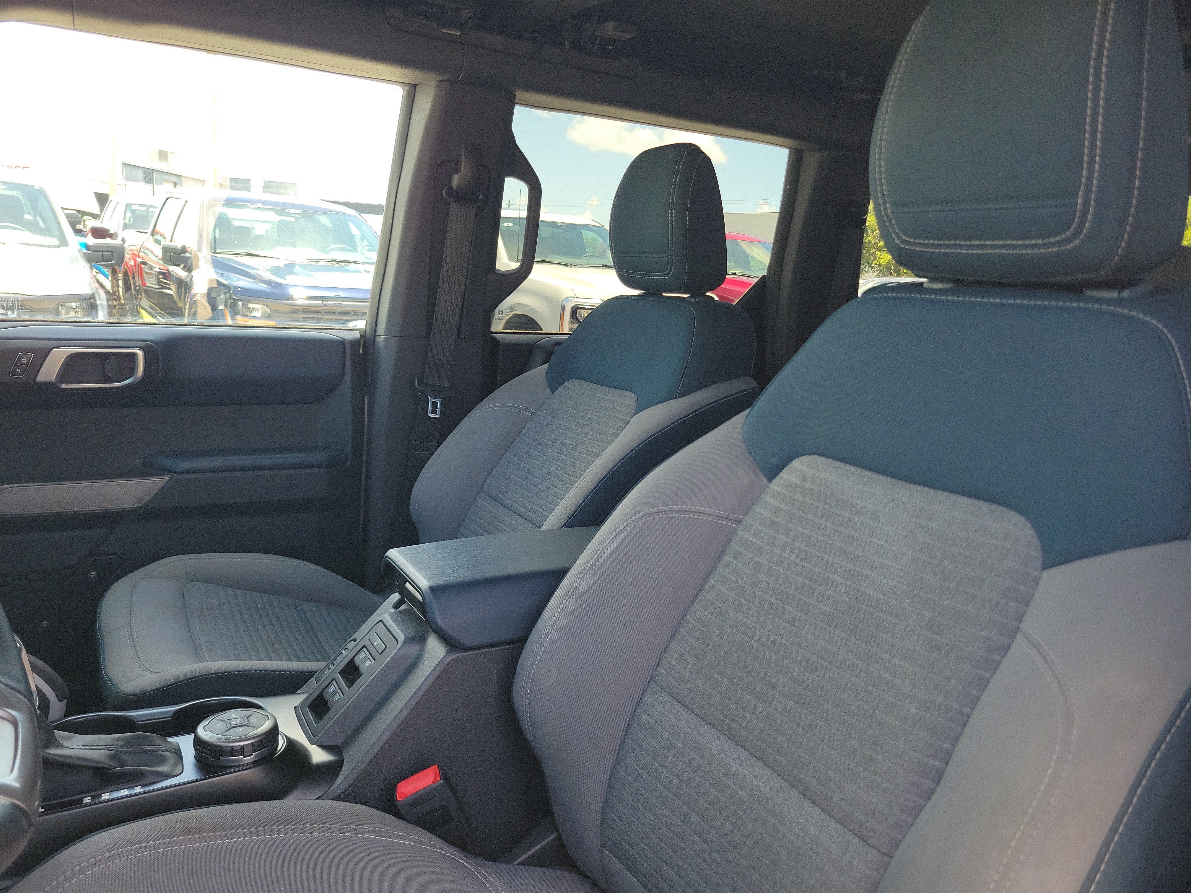 2023 Ford Bronco Outer Banks 4WD