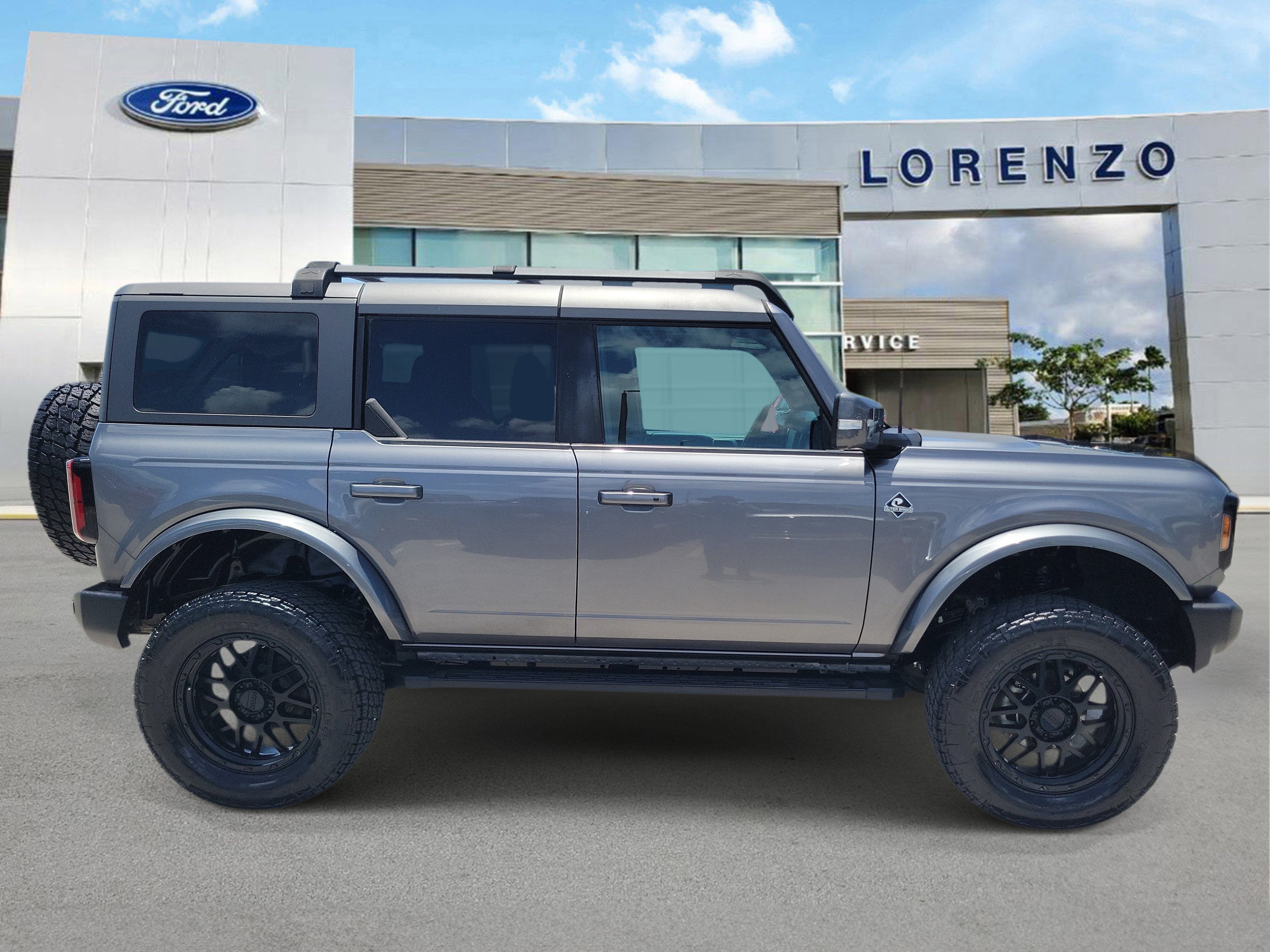 2023 Ford Bronco Outer Banks 4WD