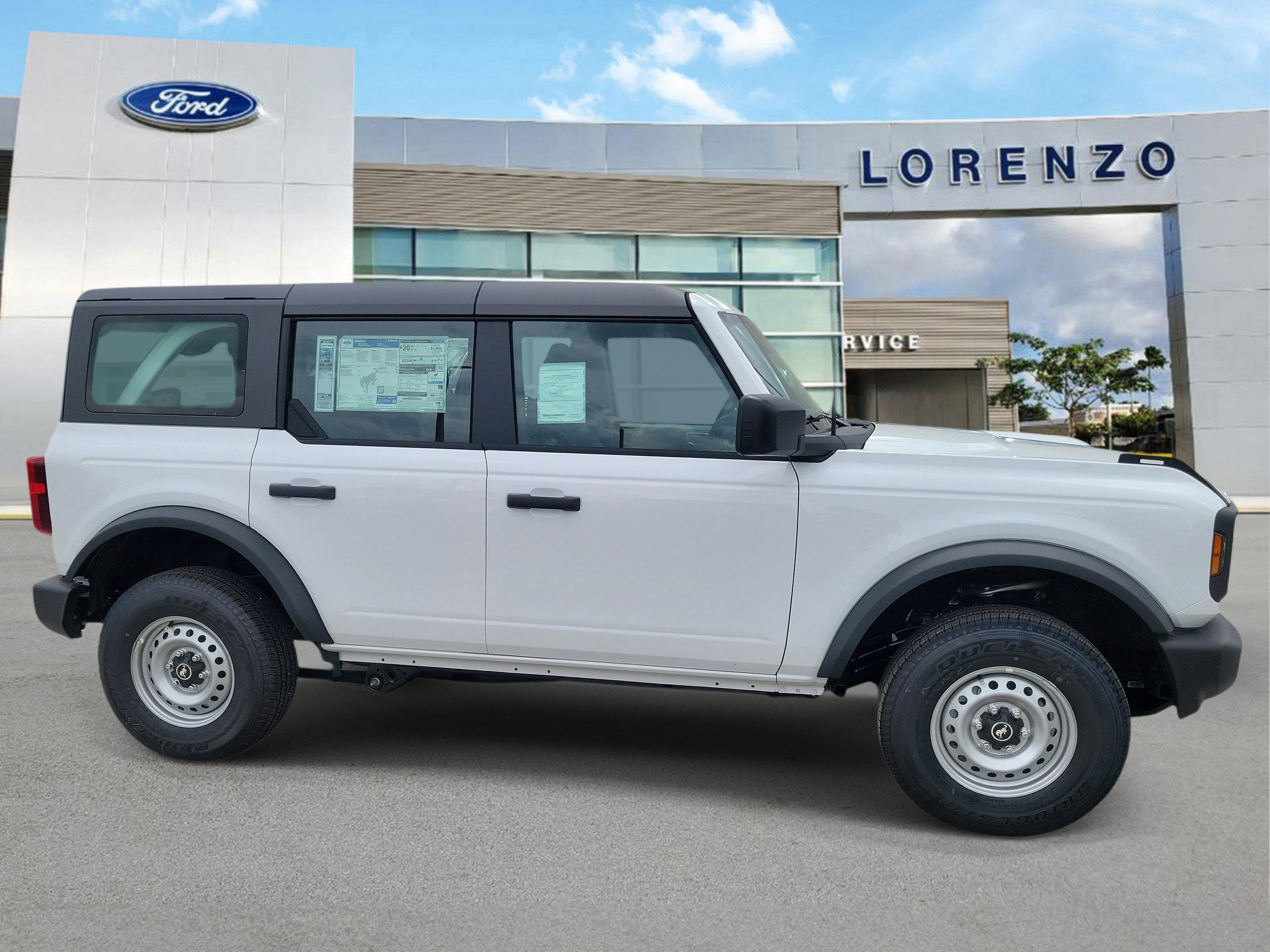 2026 Ford Bronco Base