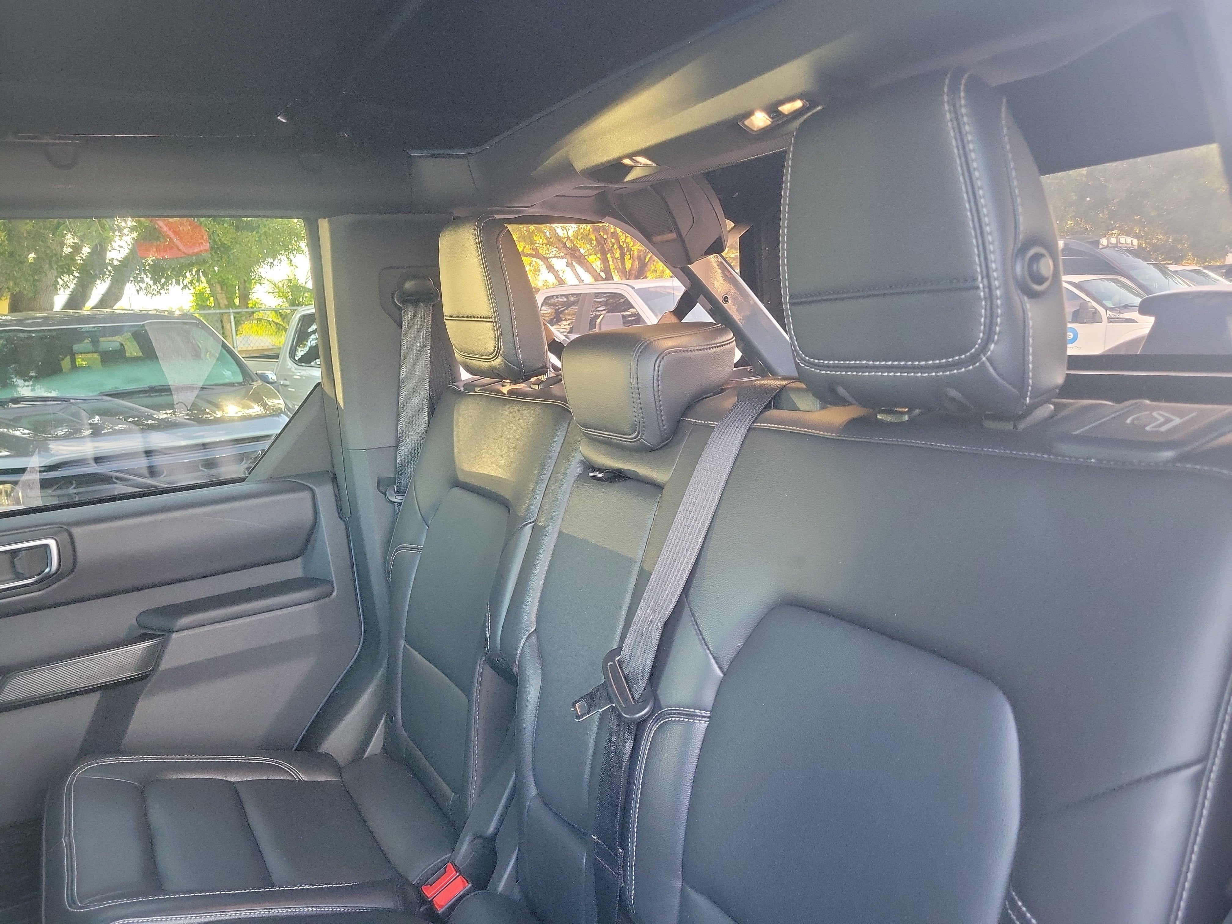 2025 Ford Bronco Outer Banks 4WD