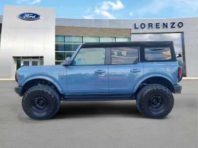 2025 Ford Bronco Outer Banks 4WD