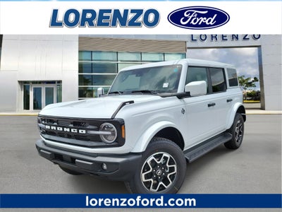 2026 Ford Bronco Outer Banks