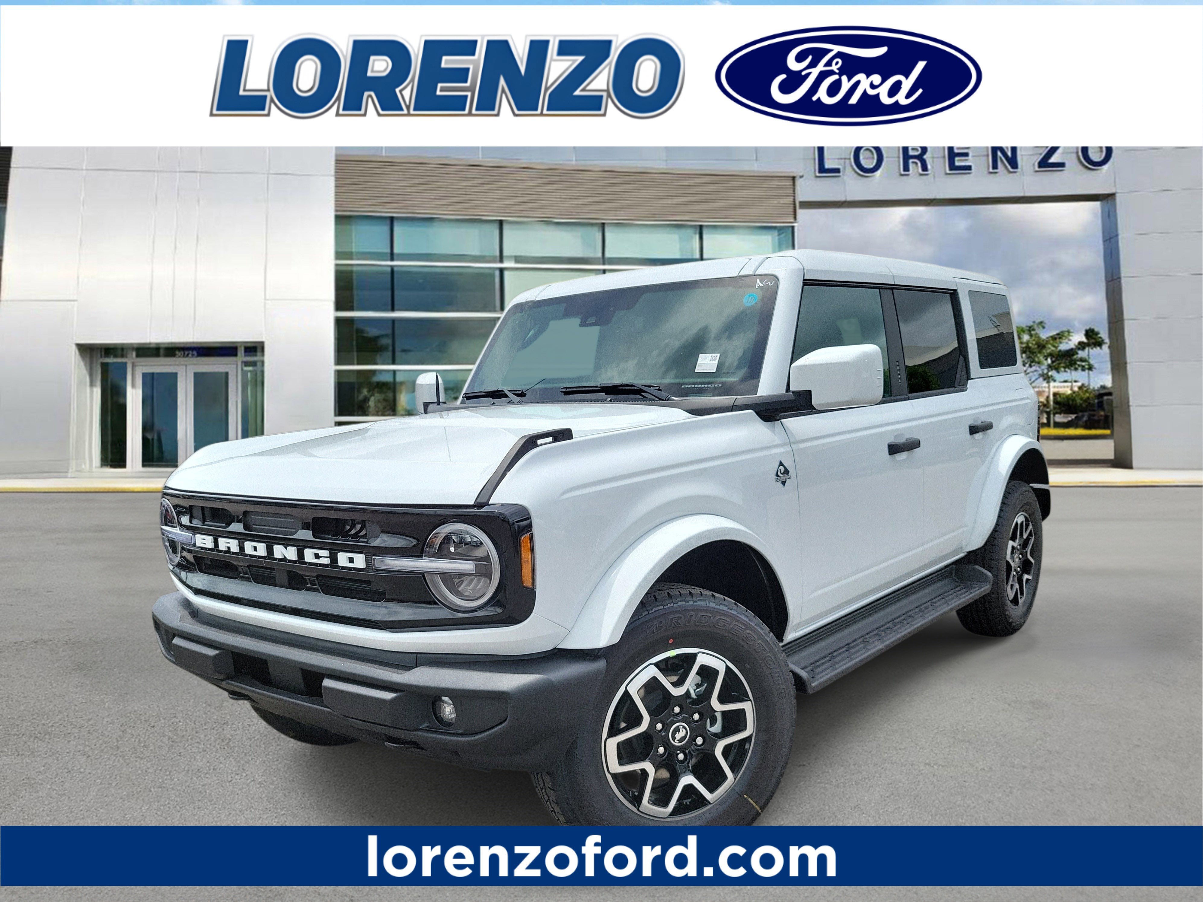2026 Ford Bronco Outer Banks