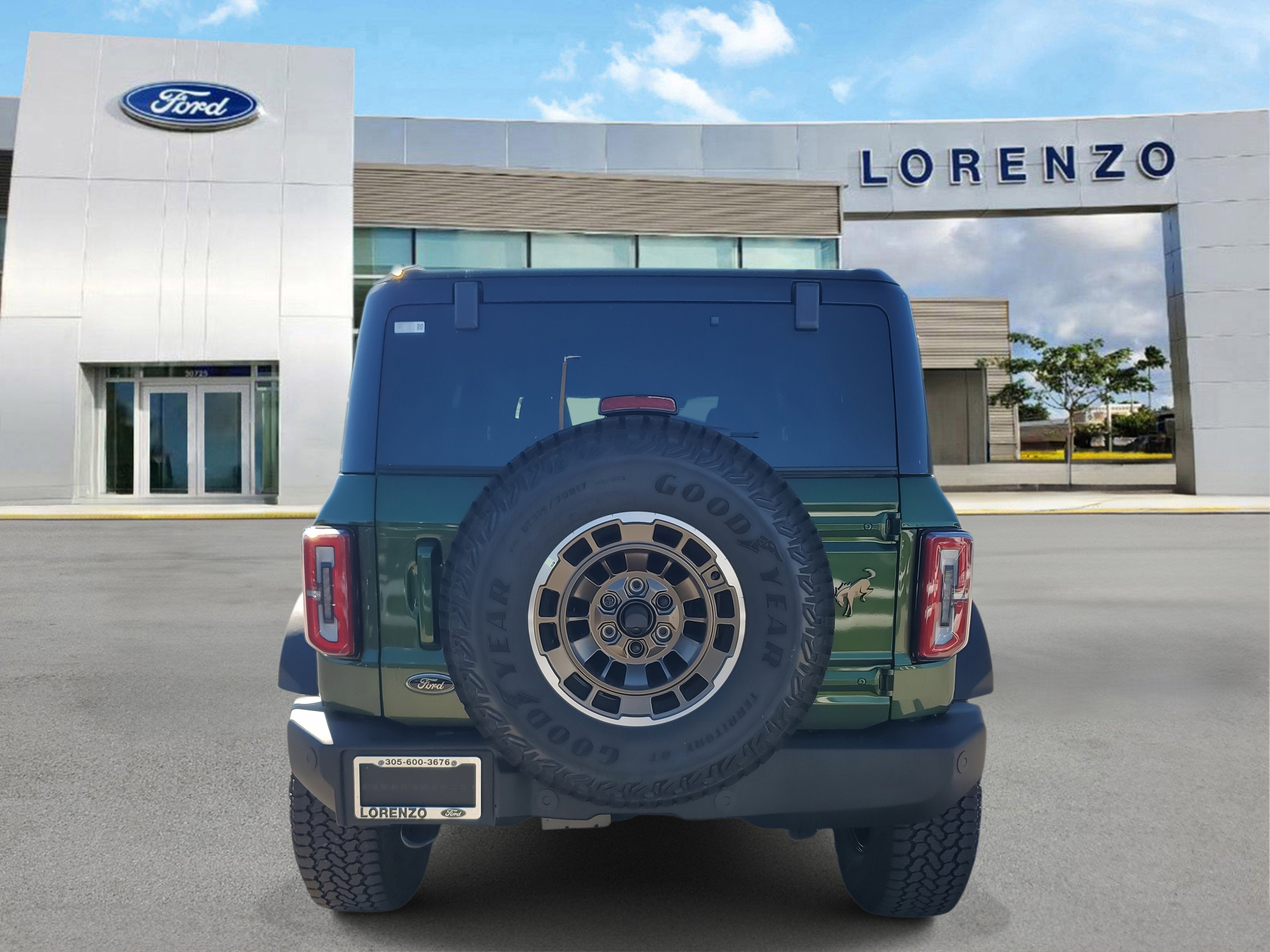 2025 Ford Bronco Outer Banks