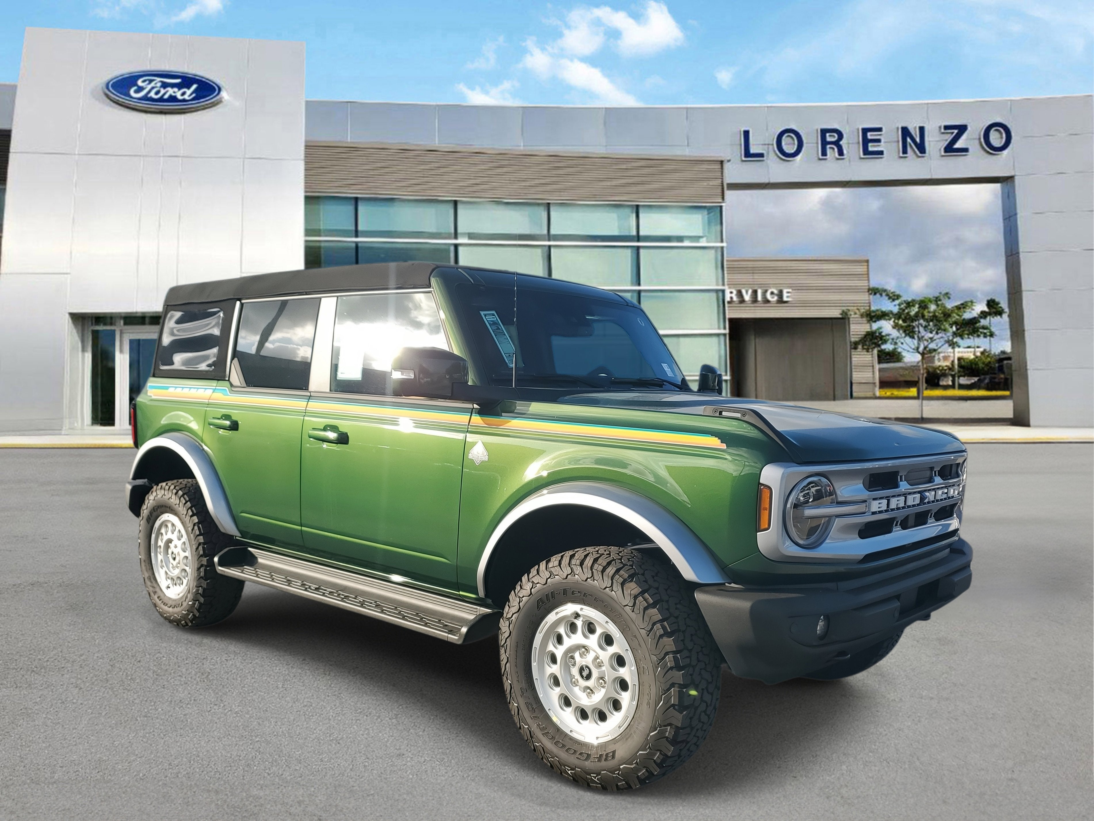 2025 Ford Bronco Outer Banks
