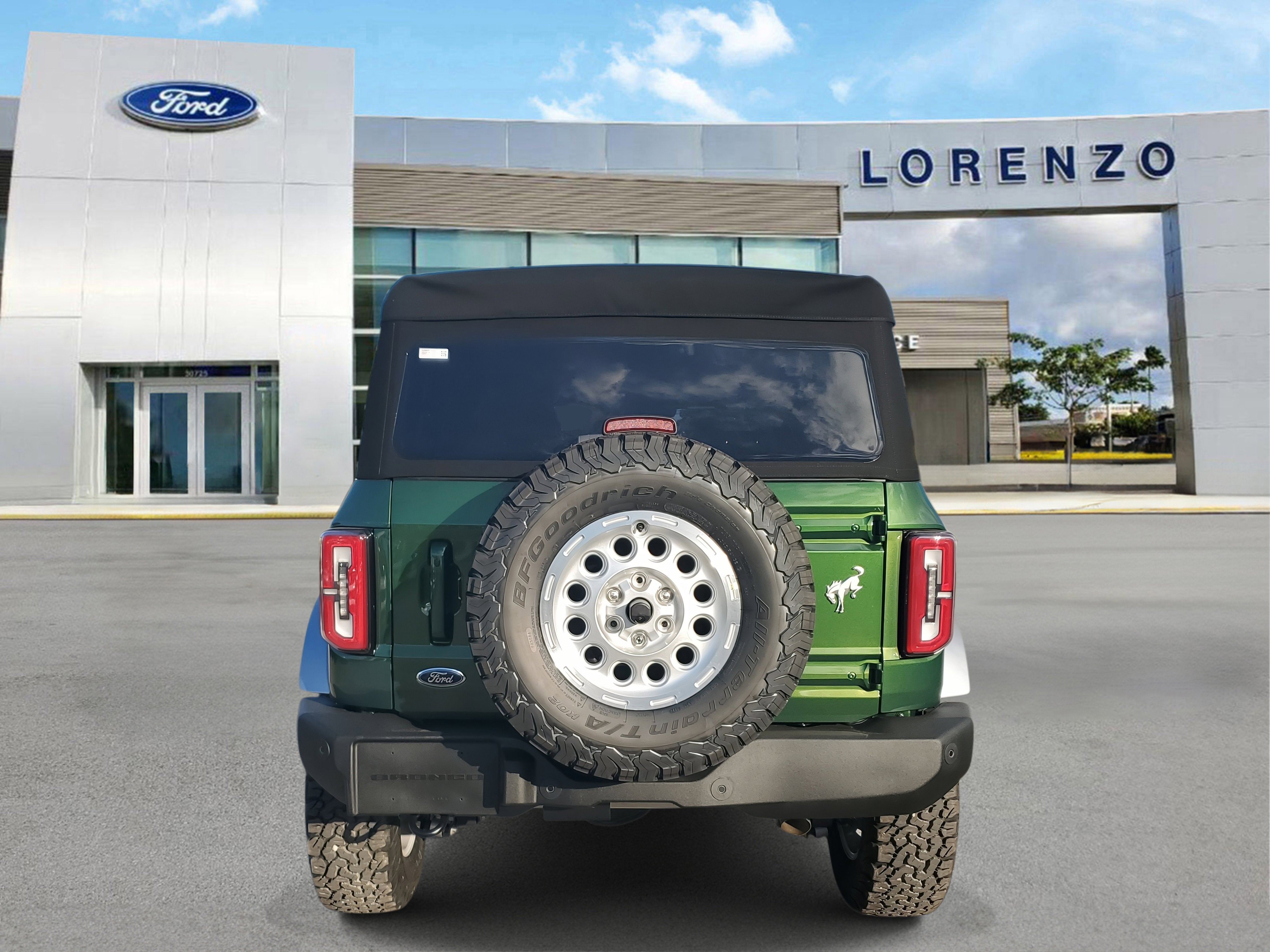 2025 Ford Bronco Outer Banks