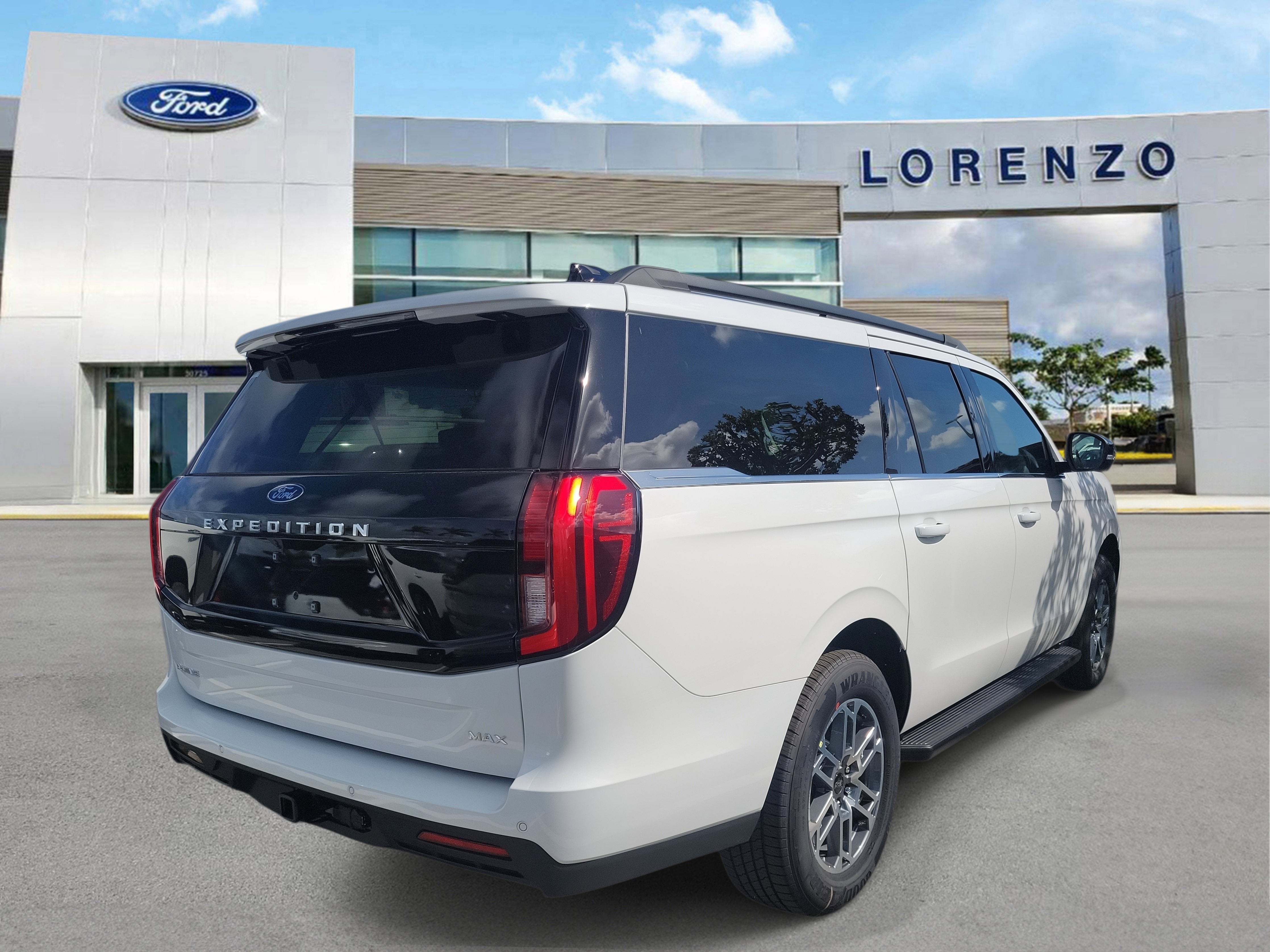 2025 Ford Expedition Max Active