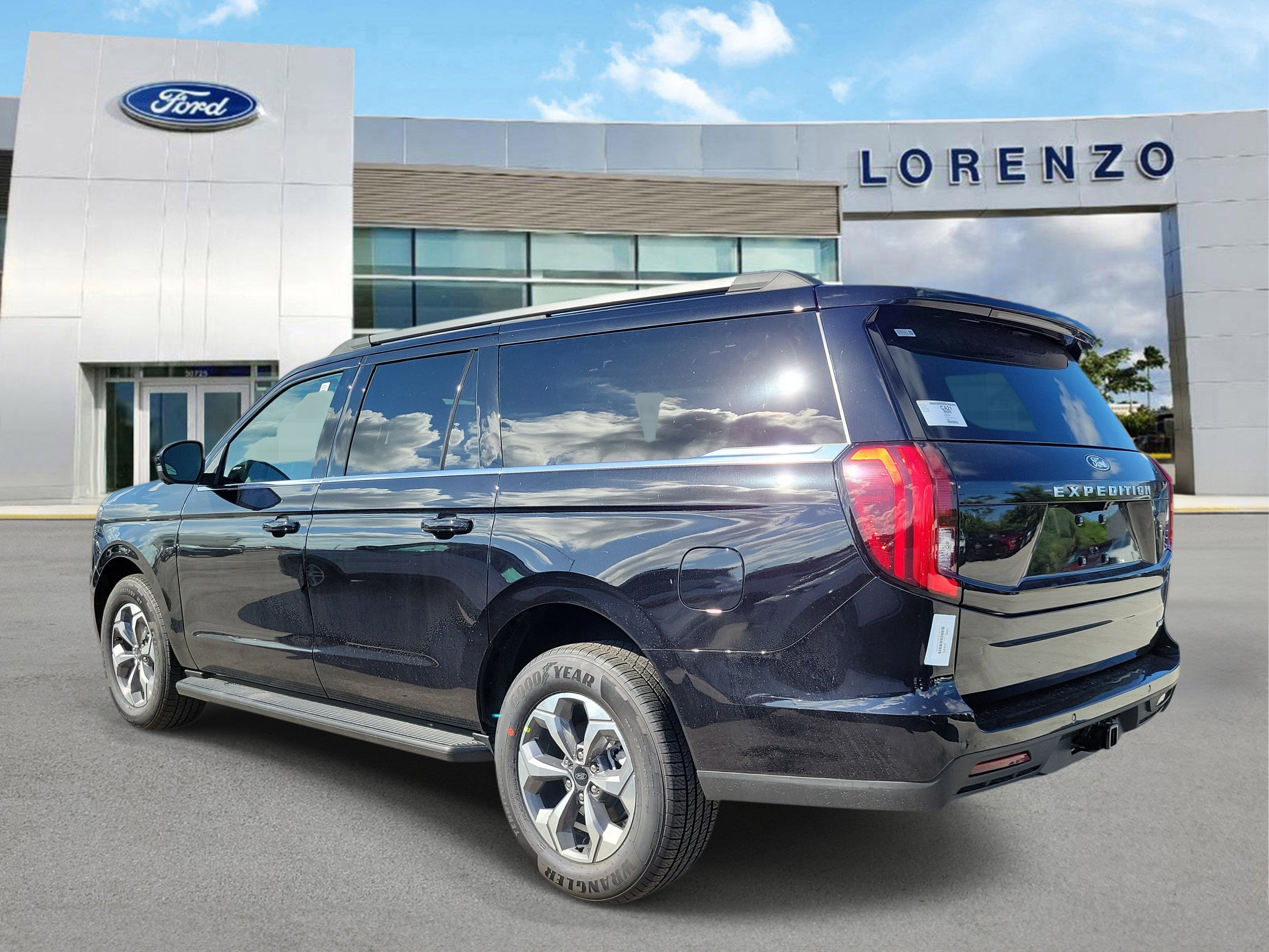2027 Ford Expedition Max Active