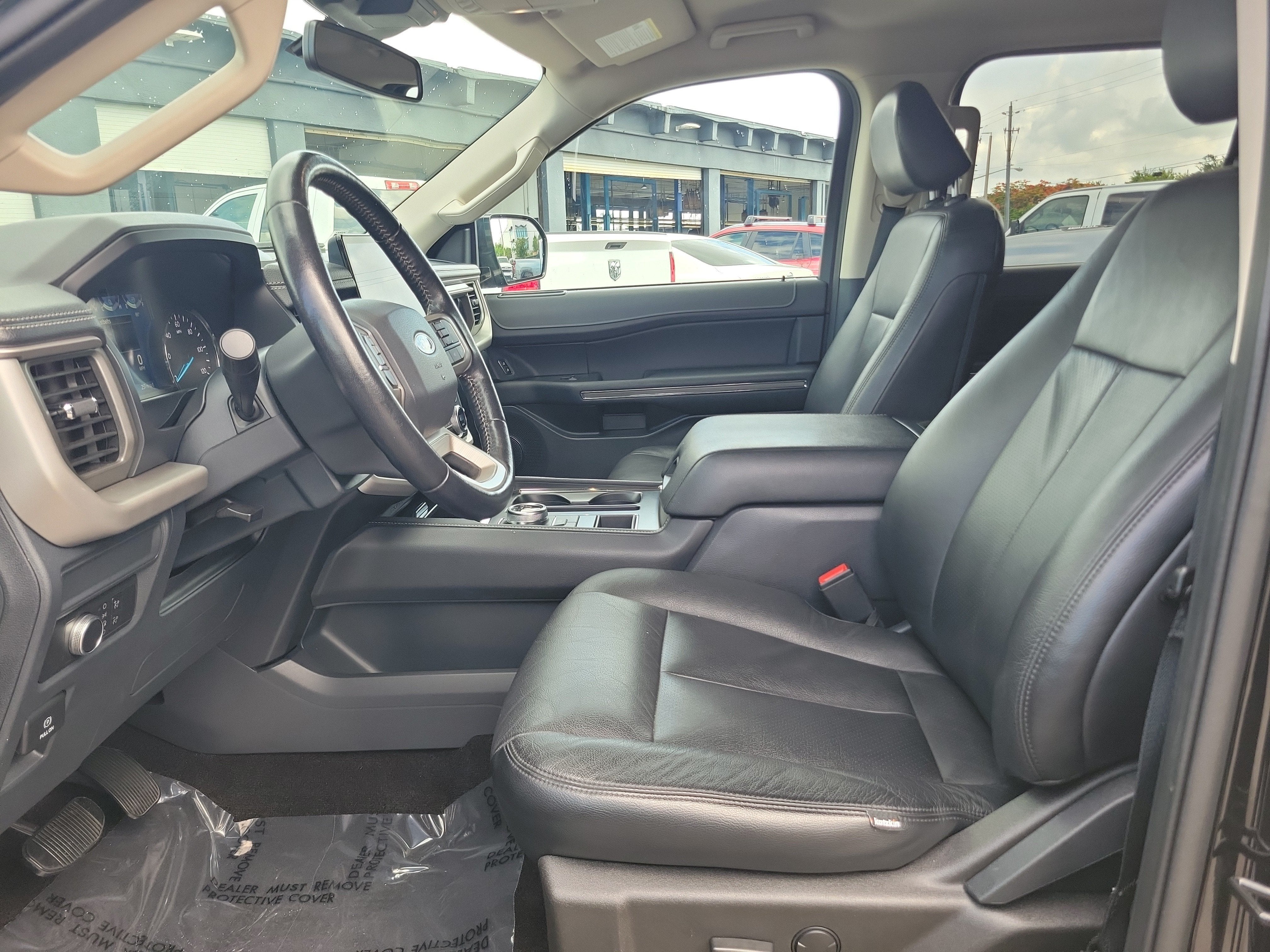 2022 Ford Expedition Max XLT