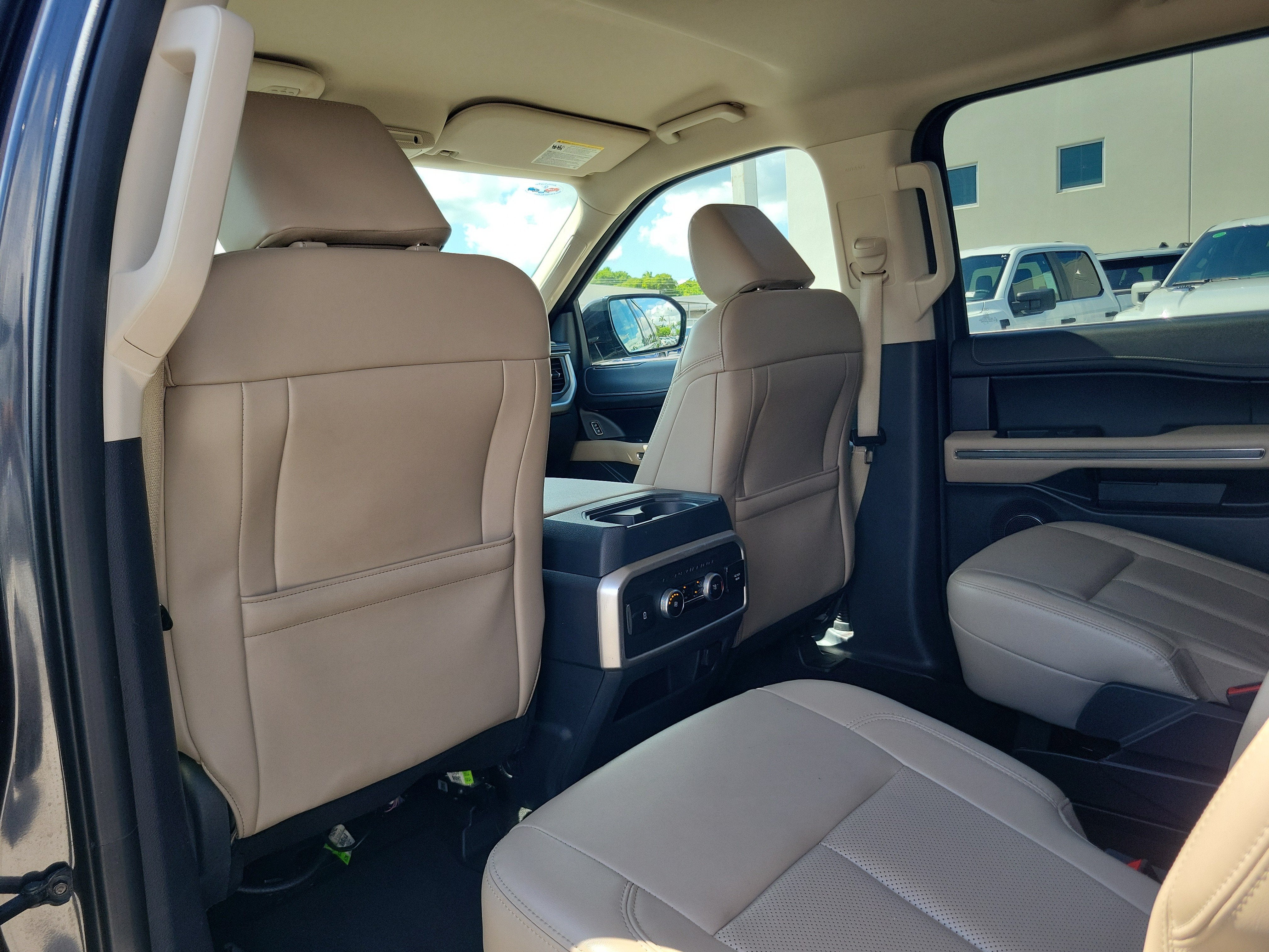 2024 Ford Expedition Max XLT 4WD