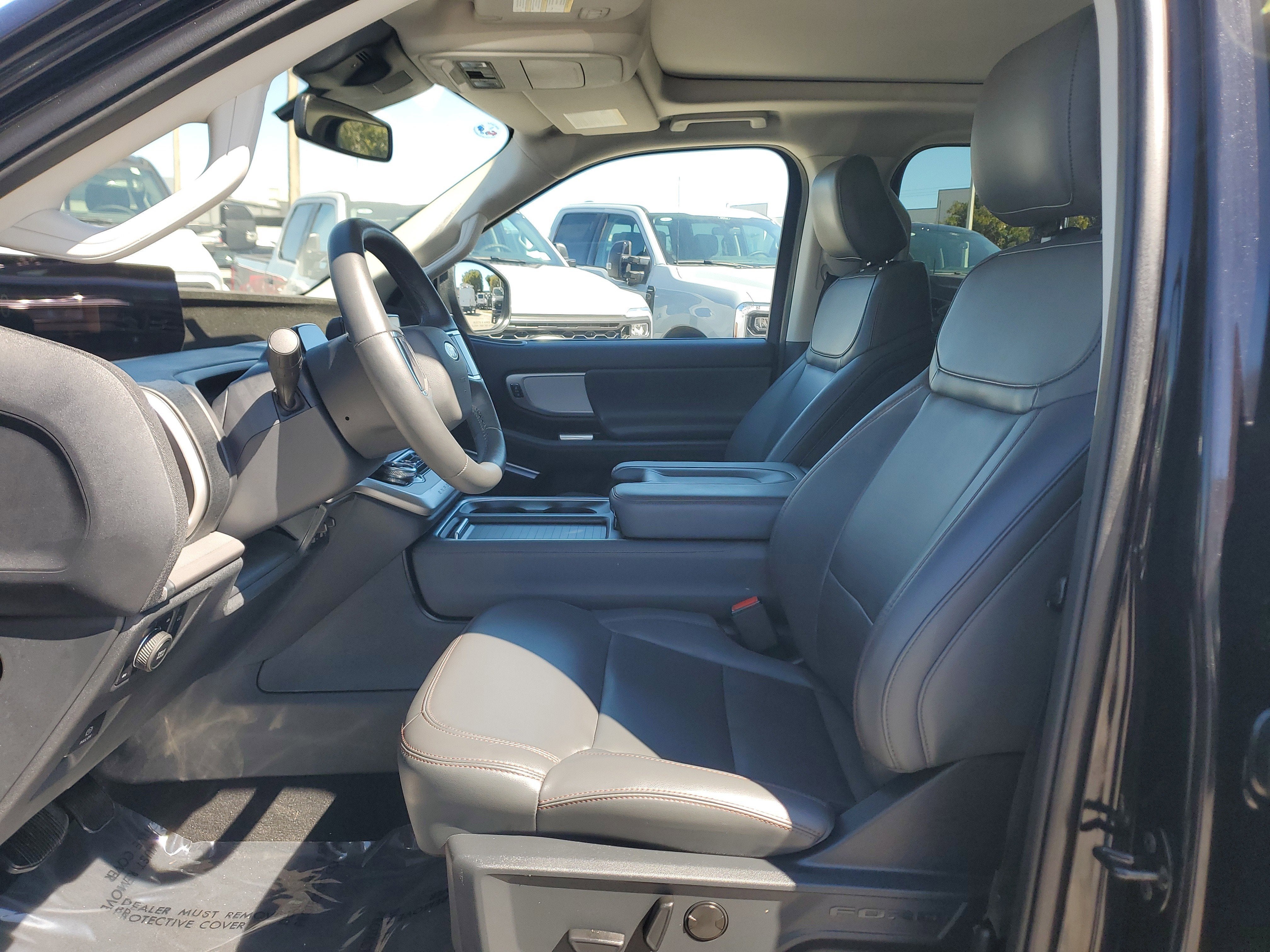 2025 Ford Expedition Max Active 4WD