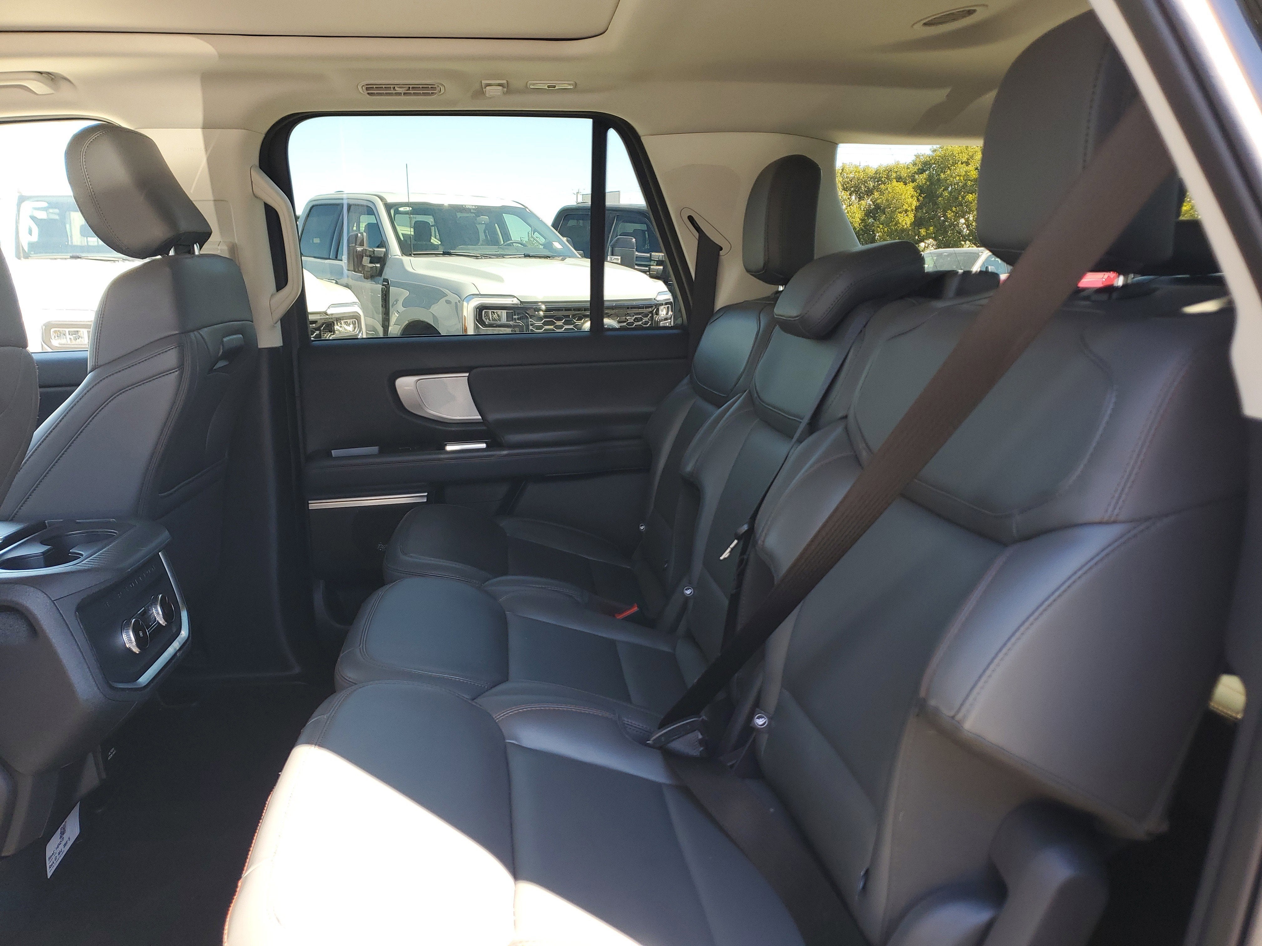 2025 Ford Expedition Max Active 4WD