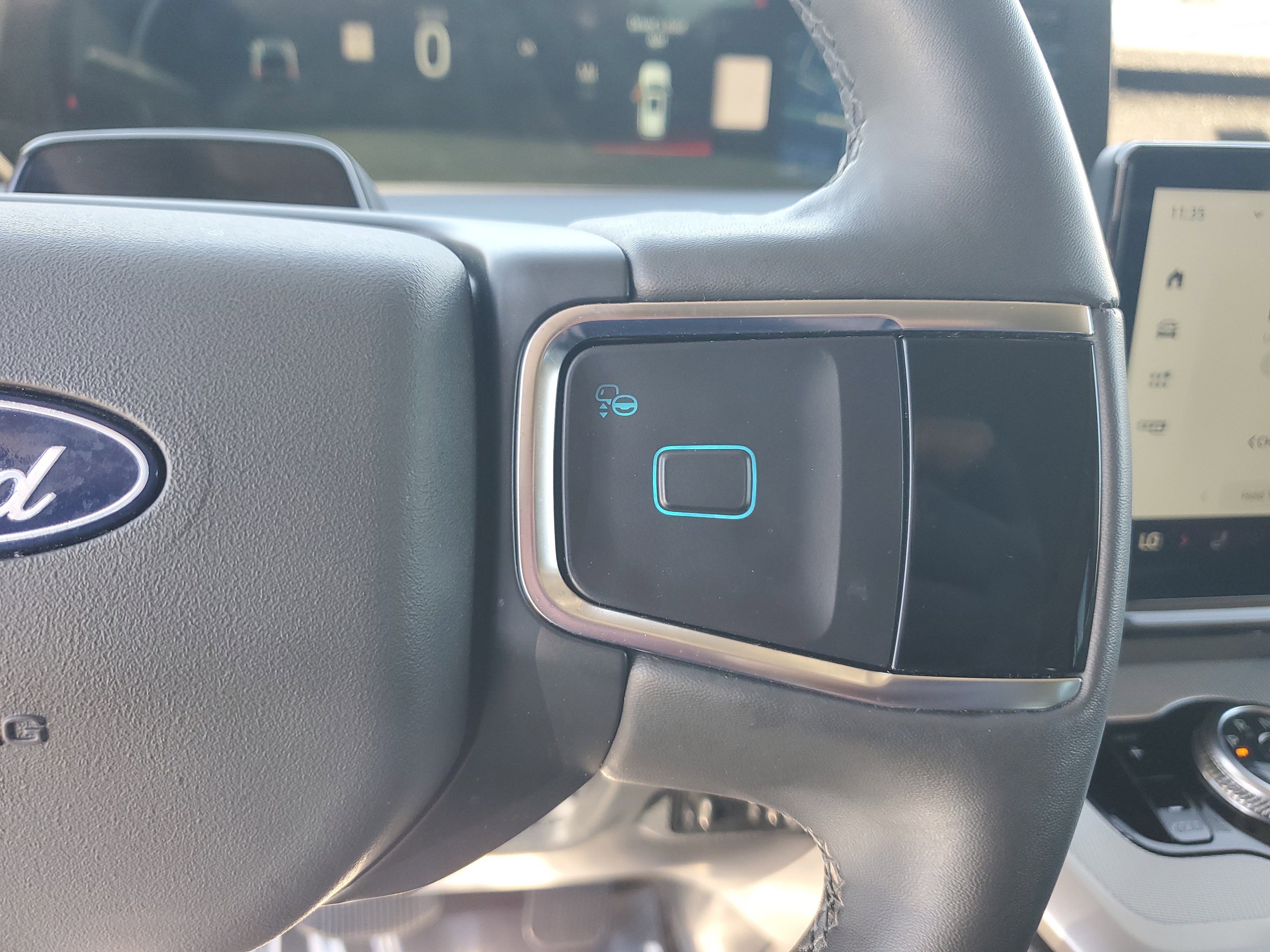 2025 Ford Expedition Max Active 4WD