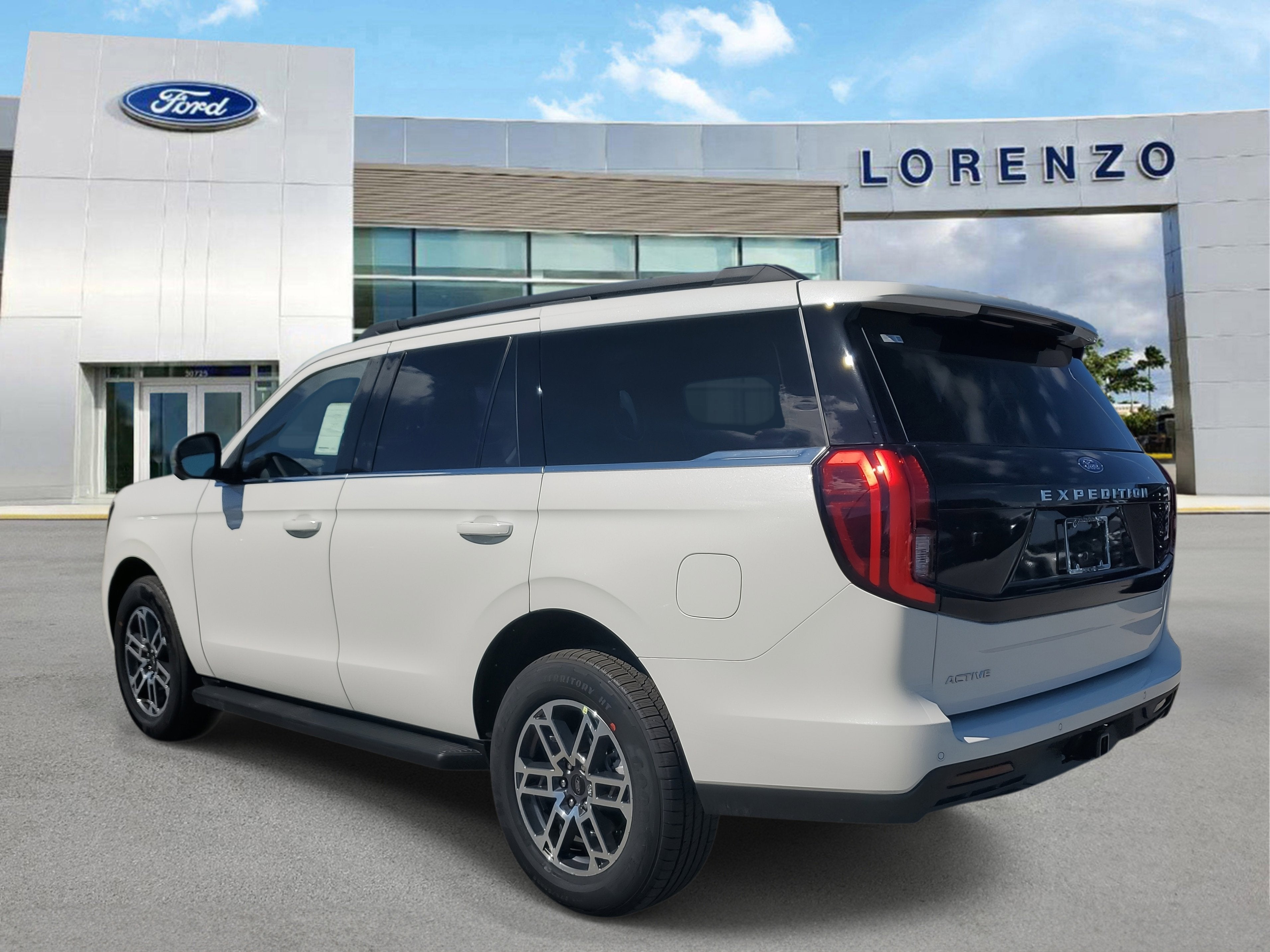 2026 Ford Expedition Active