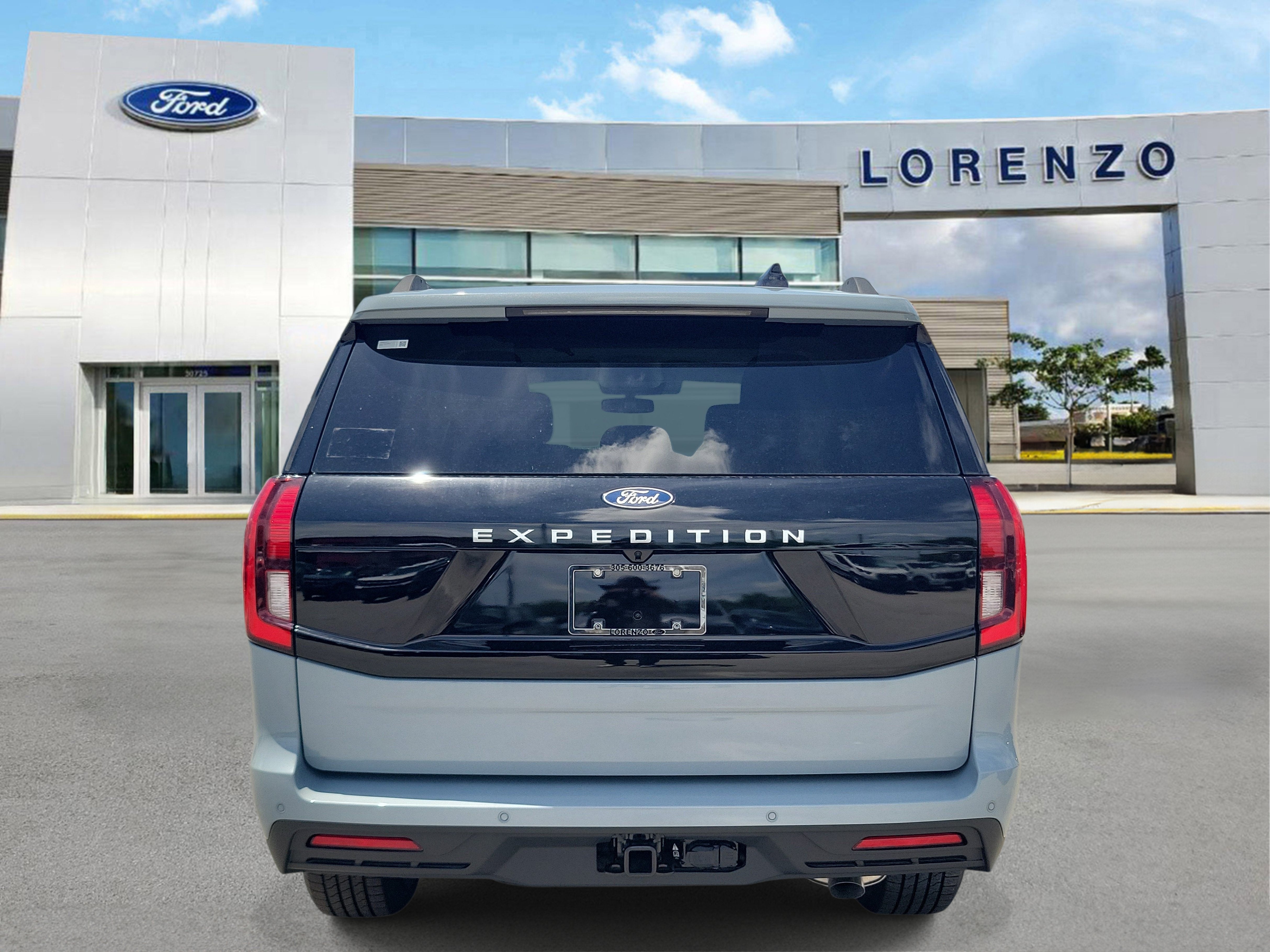 2027 Ford Expedition Active