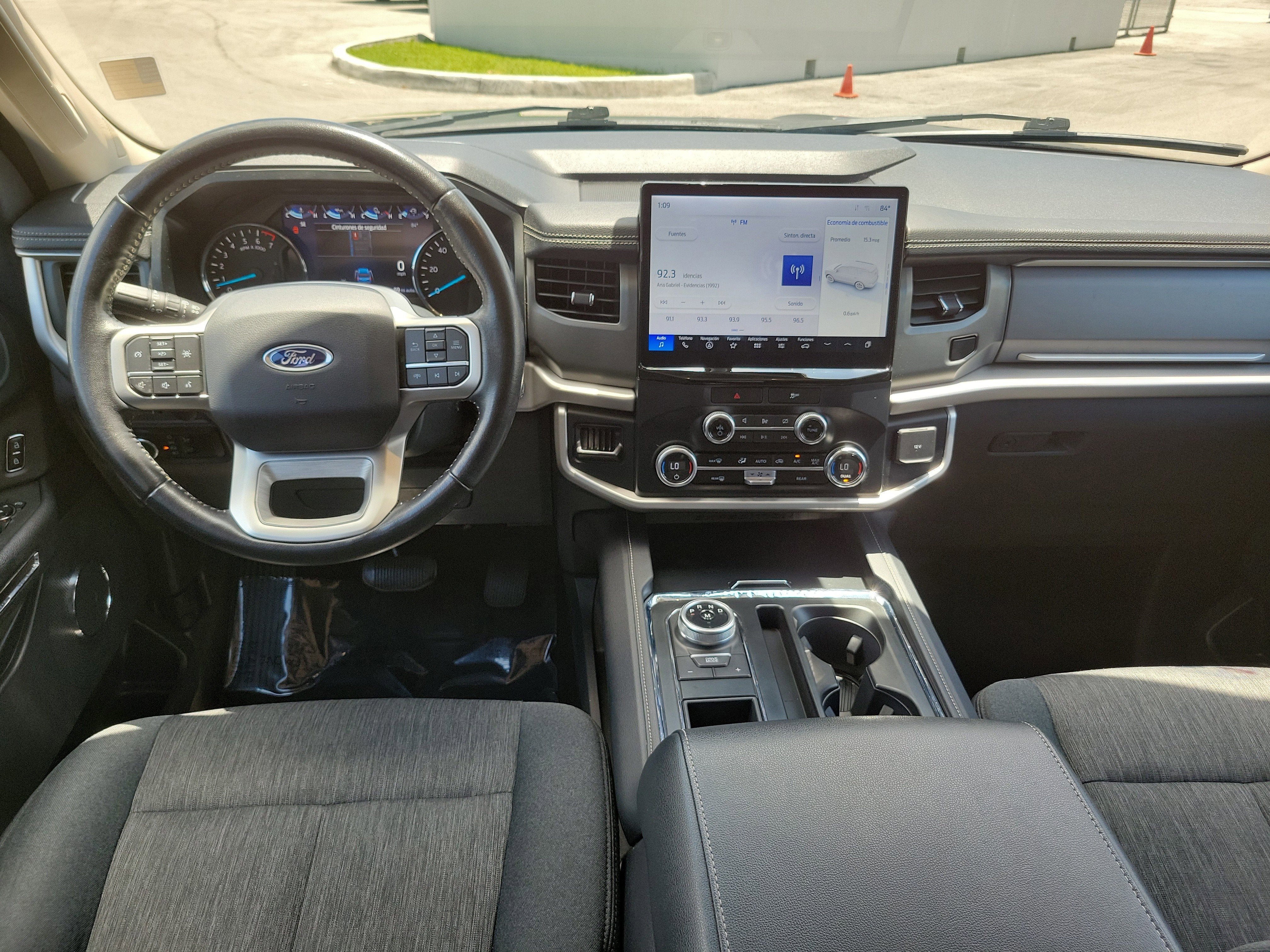 2023 Ford Expedition XLT