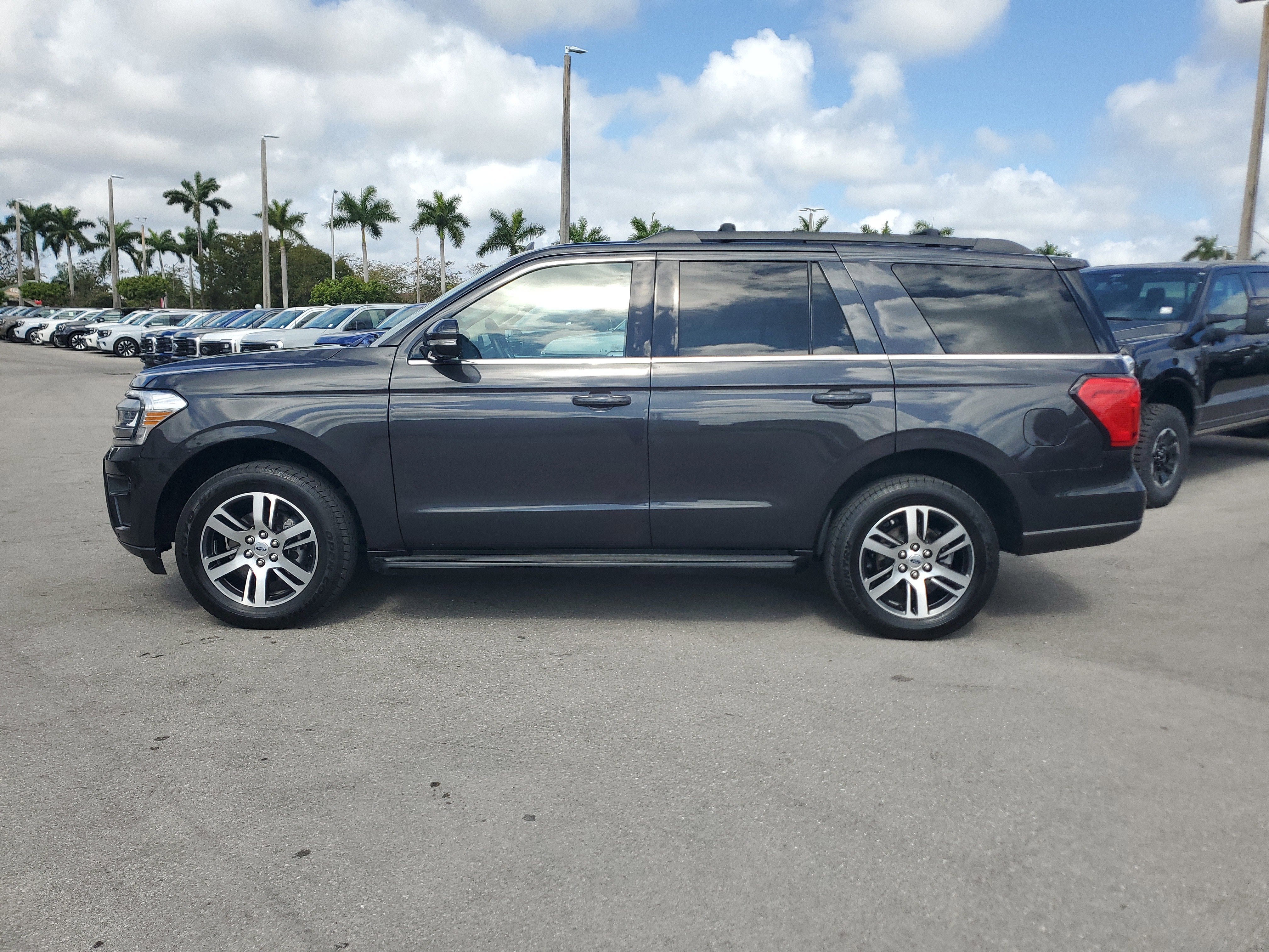 2024 Ford Expedition XLT