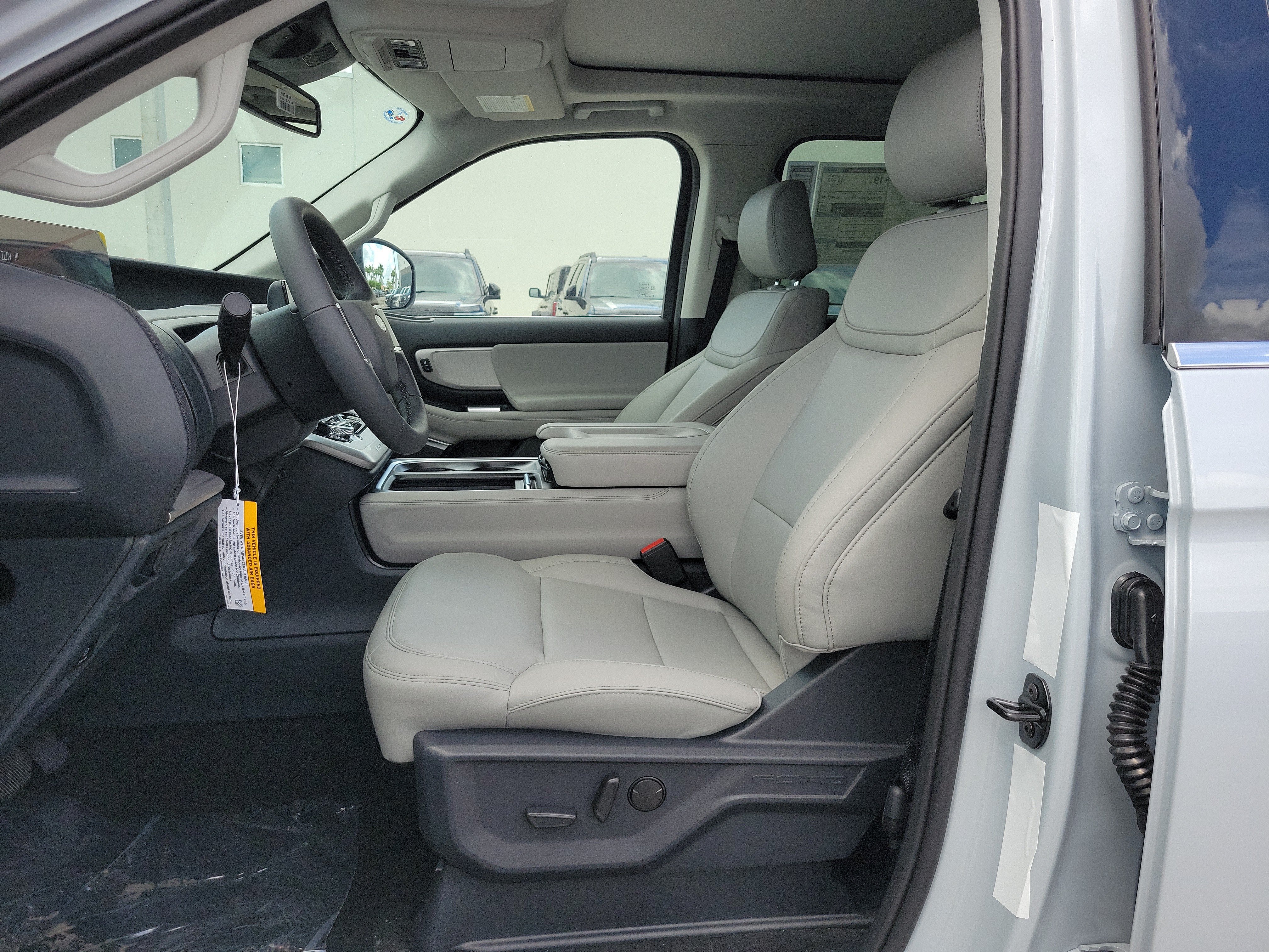 2026 Ford Expedition Active