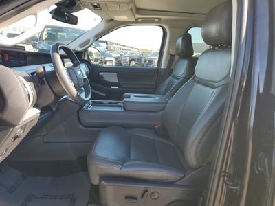 2025 Ford Expedition Active 4WD