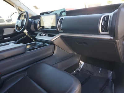 2025 Ford Expedition Active 4WD