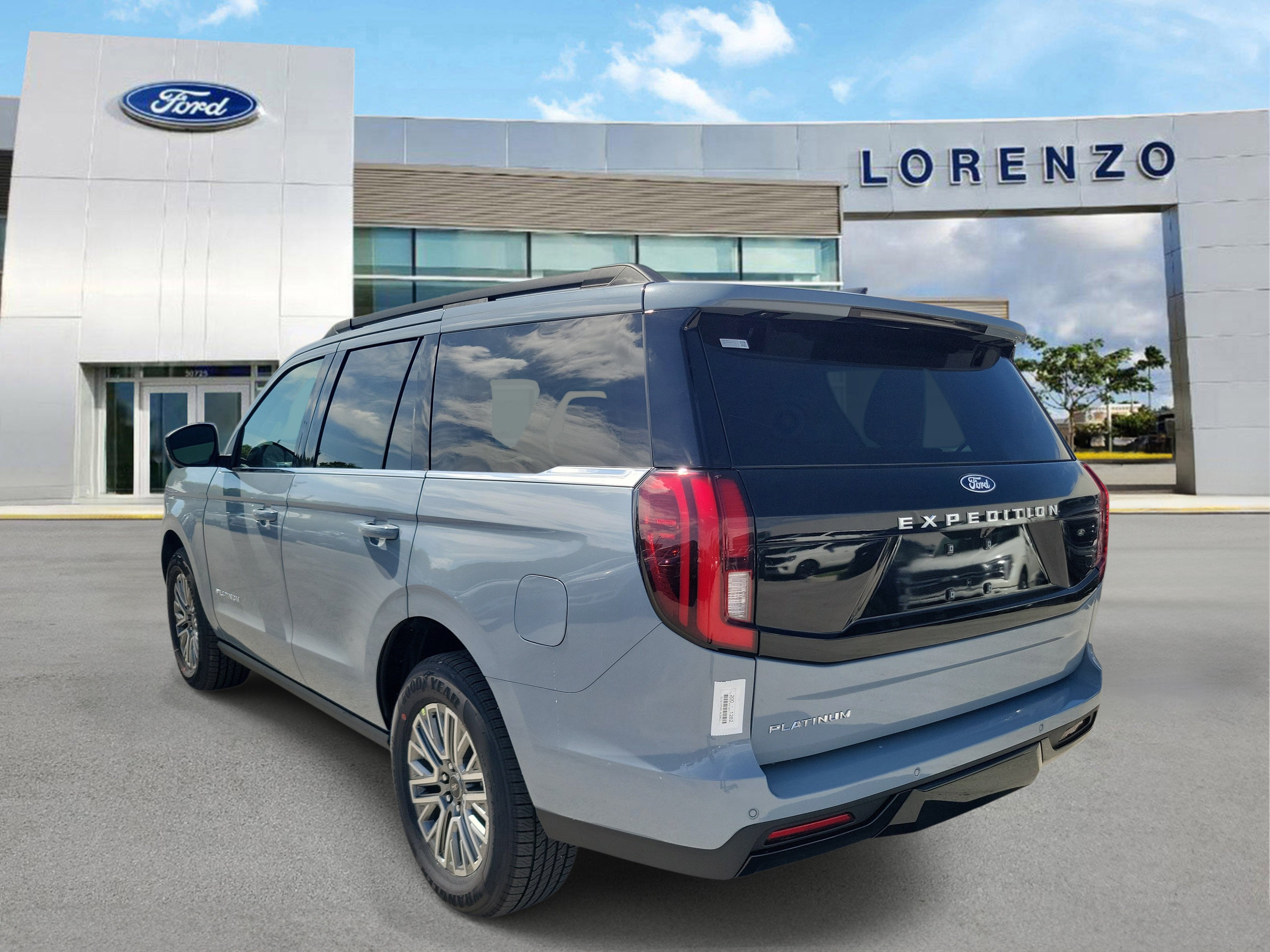 2027 Ford Expedition Platinum