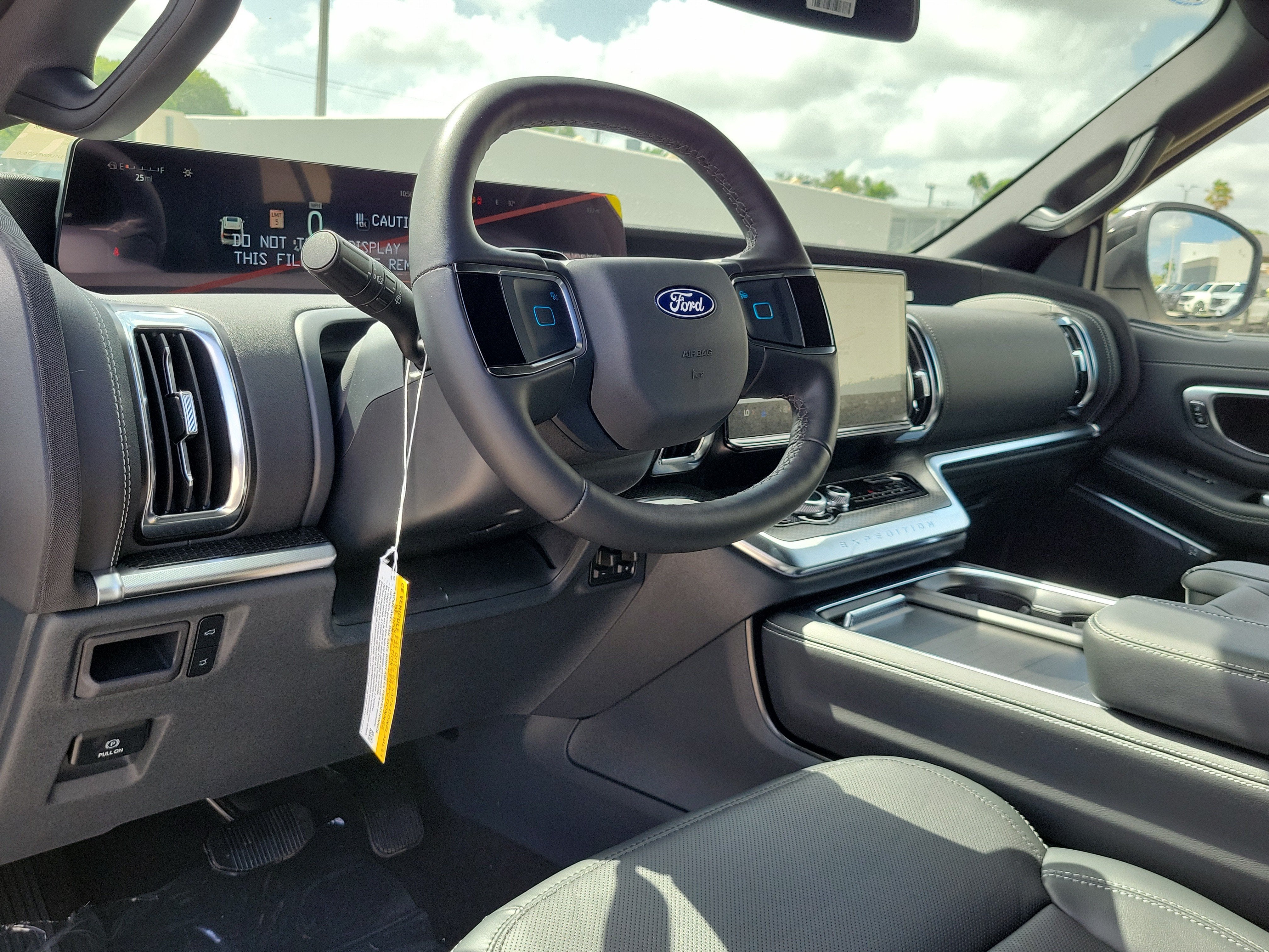 2027 Ford Expedition Platinum
