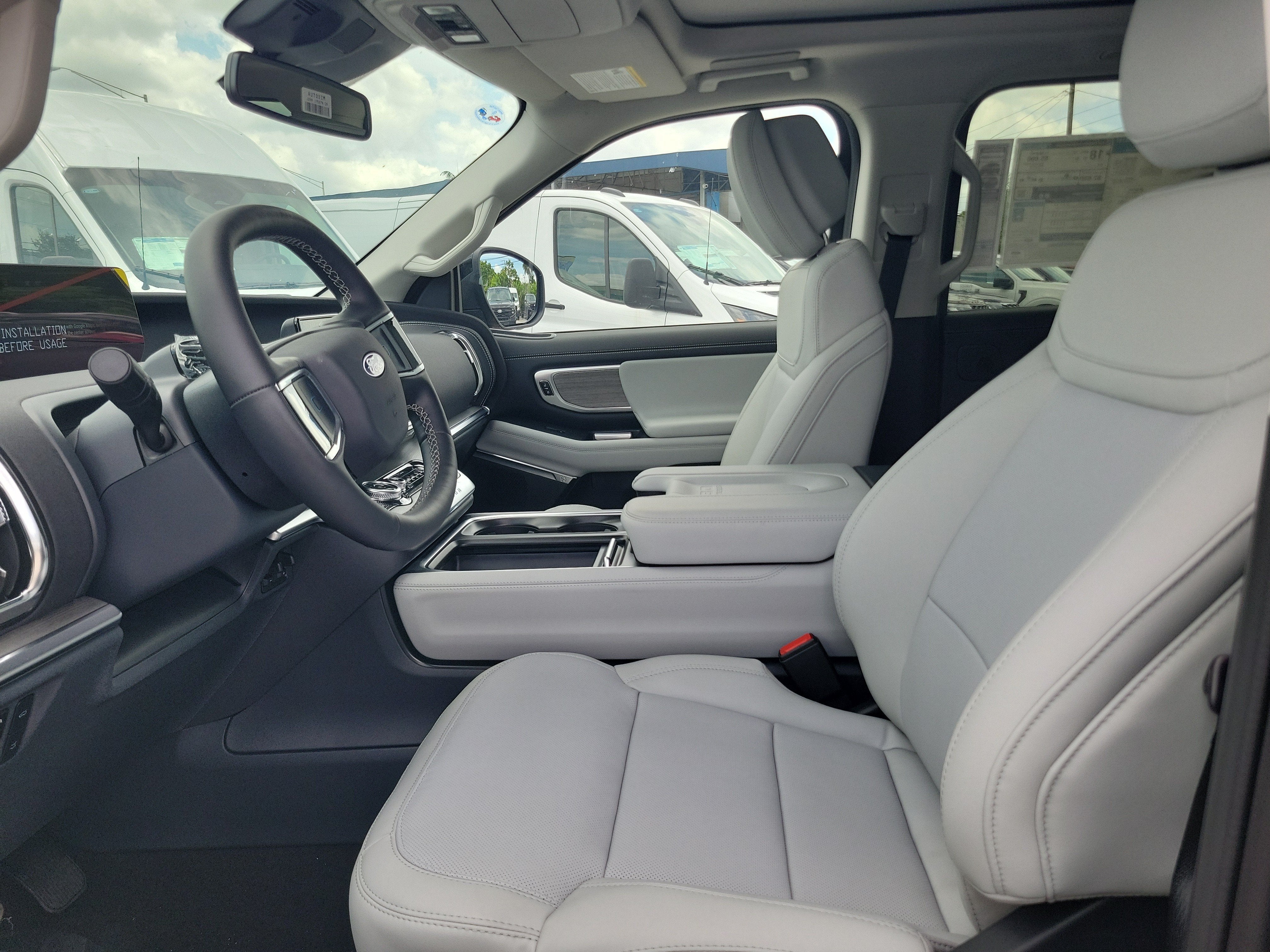 2027 Ford Expedition Platinum