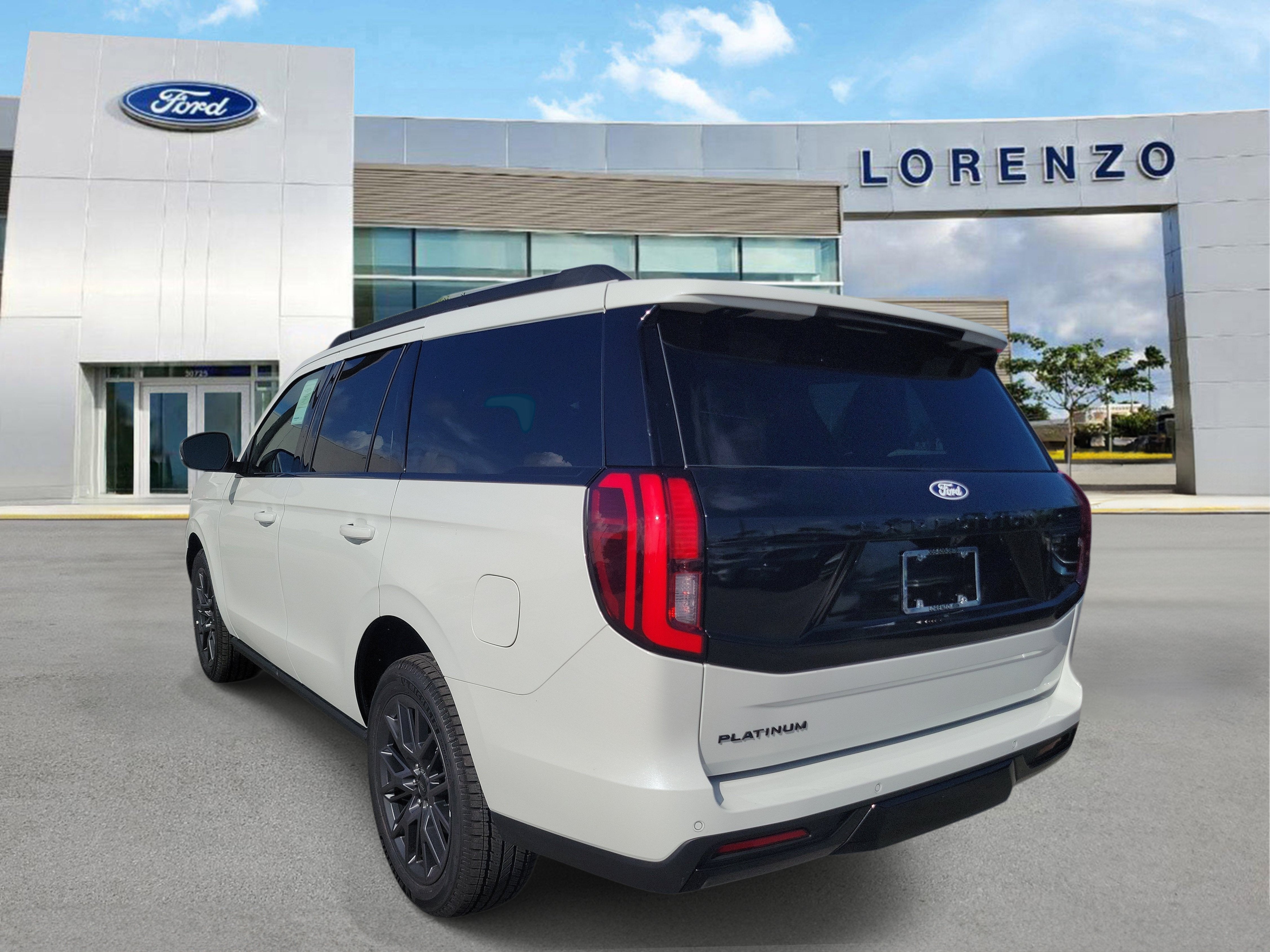 2027 Ford Expedition Platinum