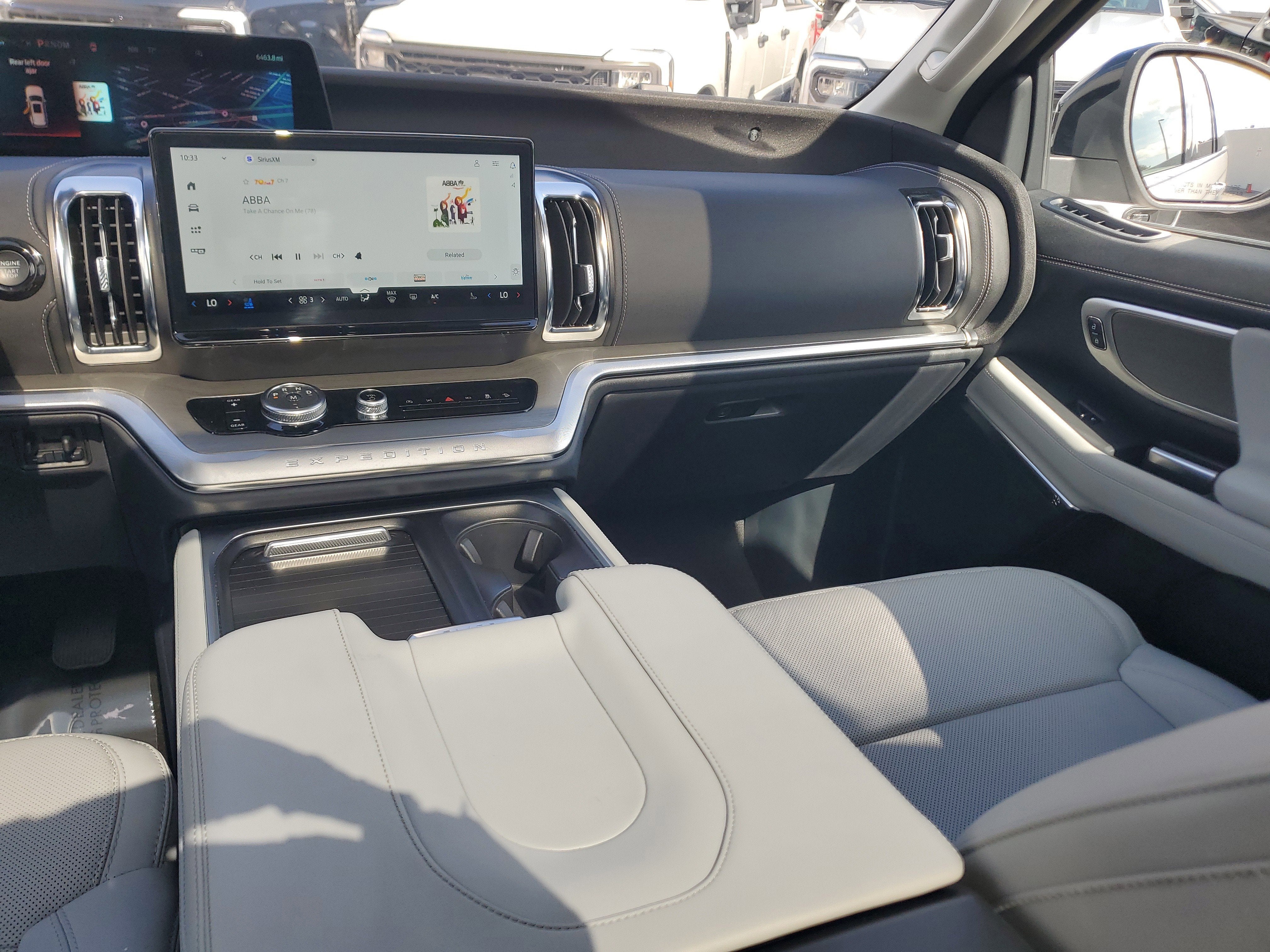 2025 Ford Expedition Platinum 4WD