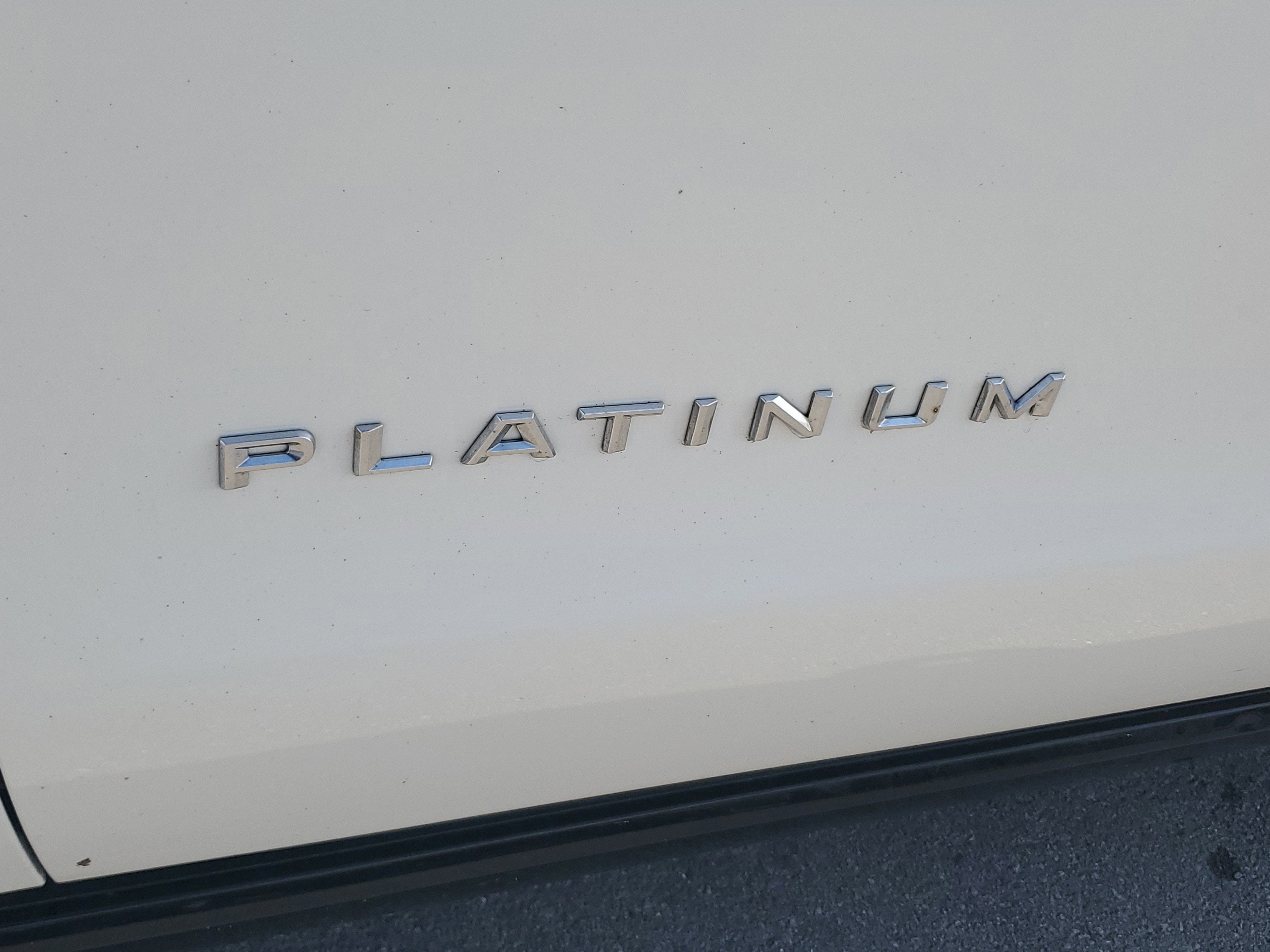 2025 Ford Expedition Platinum 4WD