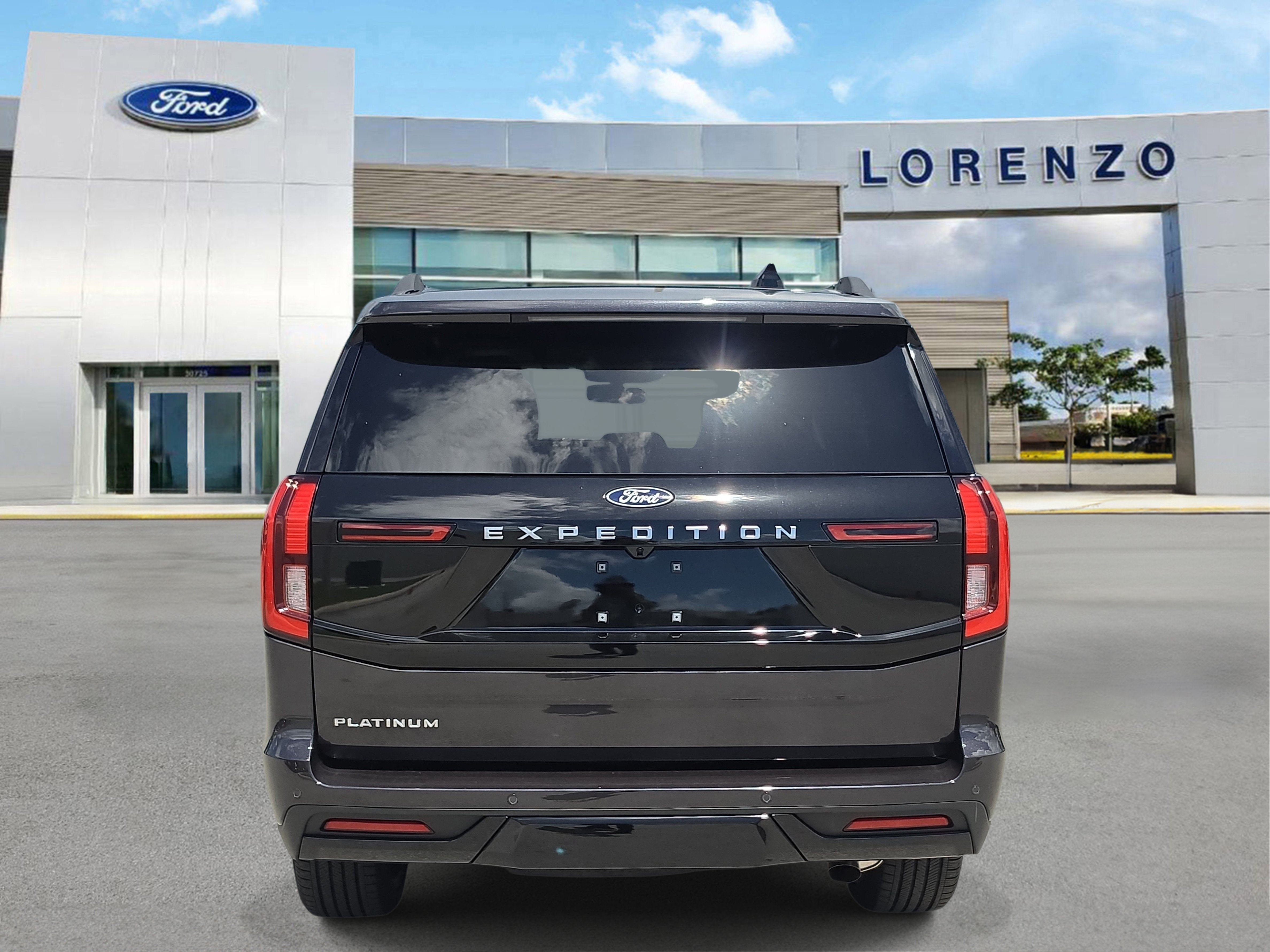 2027 Ford Expedition Platinum