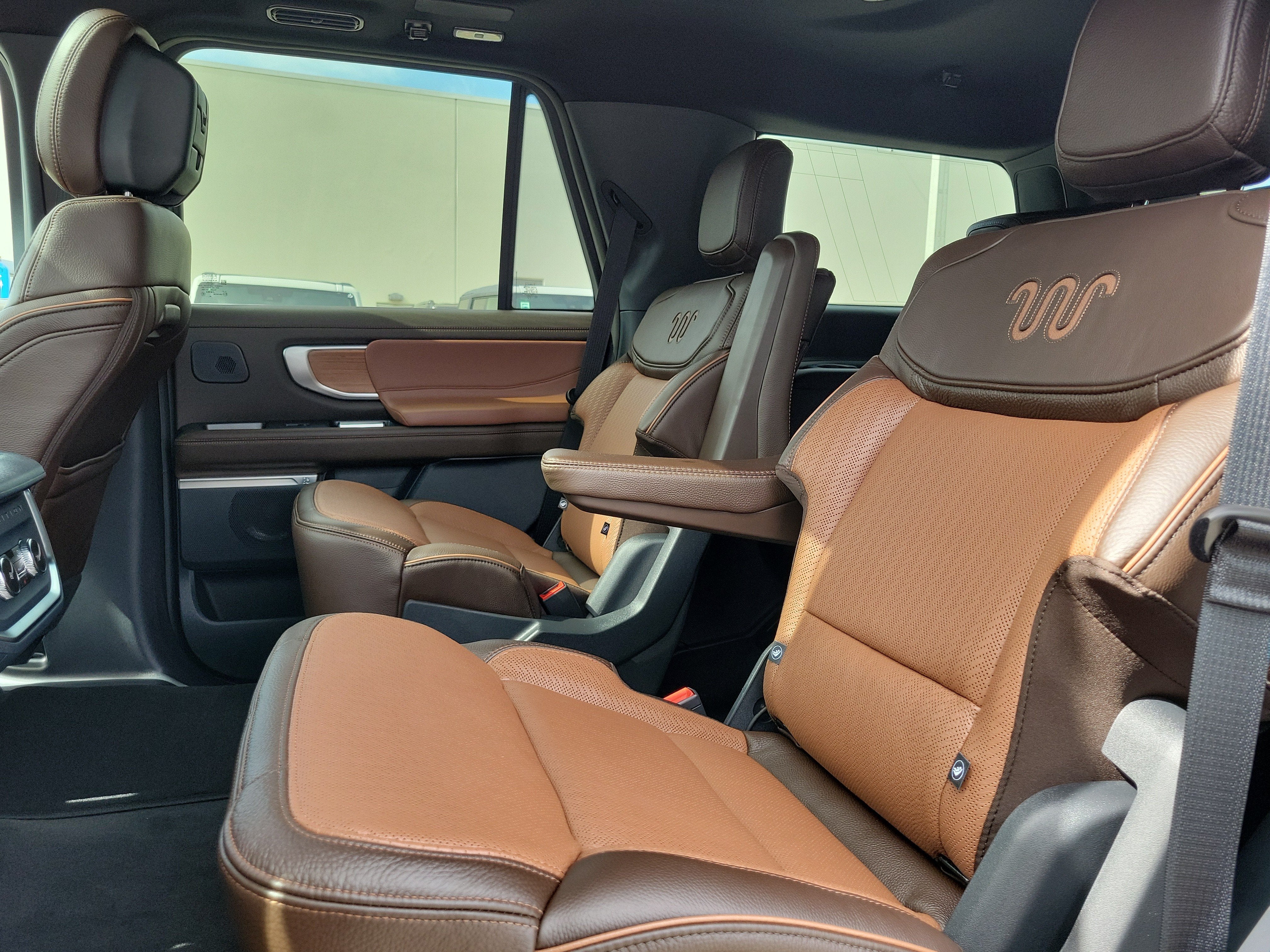 2027 Ford Expedition King Ranch