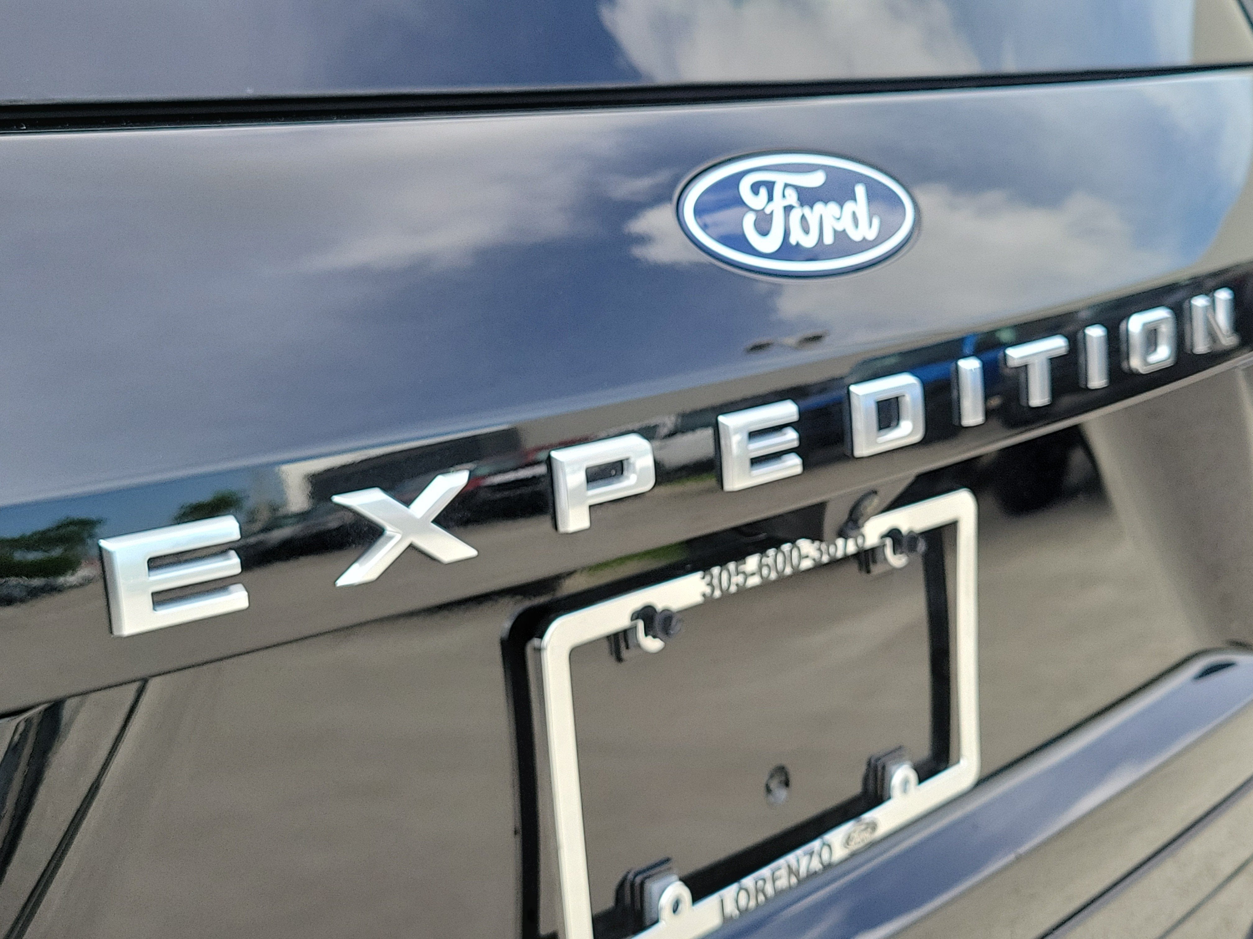 2027 Ford Expedition King Ranch
