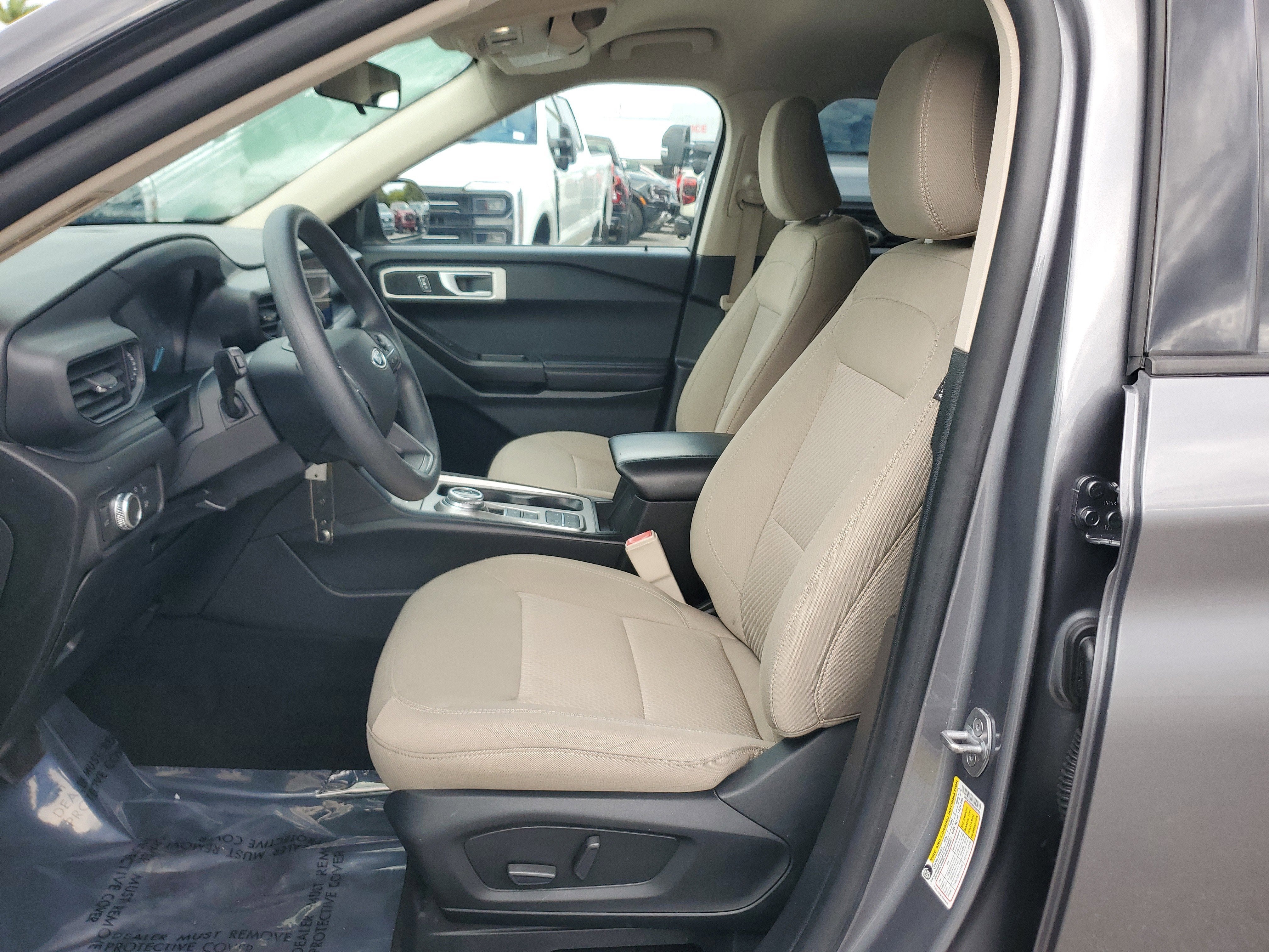 2021 Ford Explorer Base