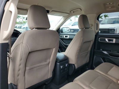 2021 Ford Explorer Base